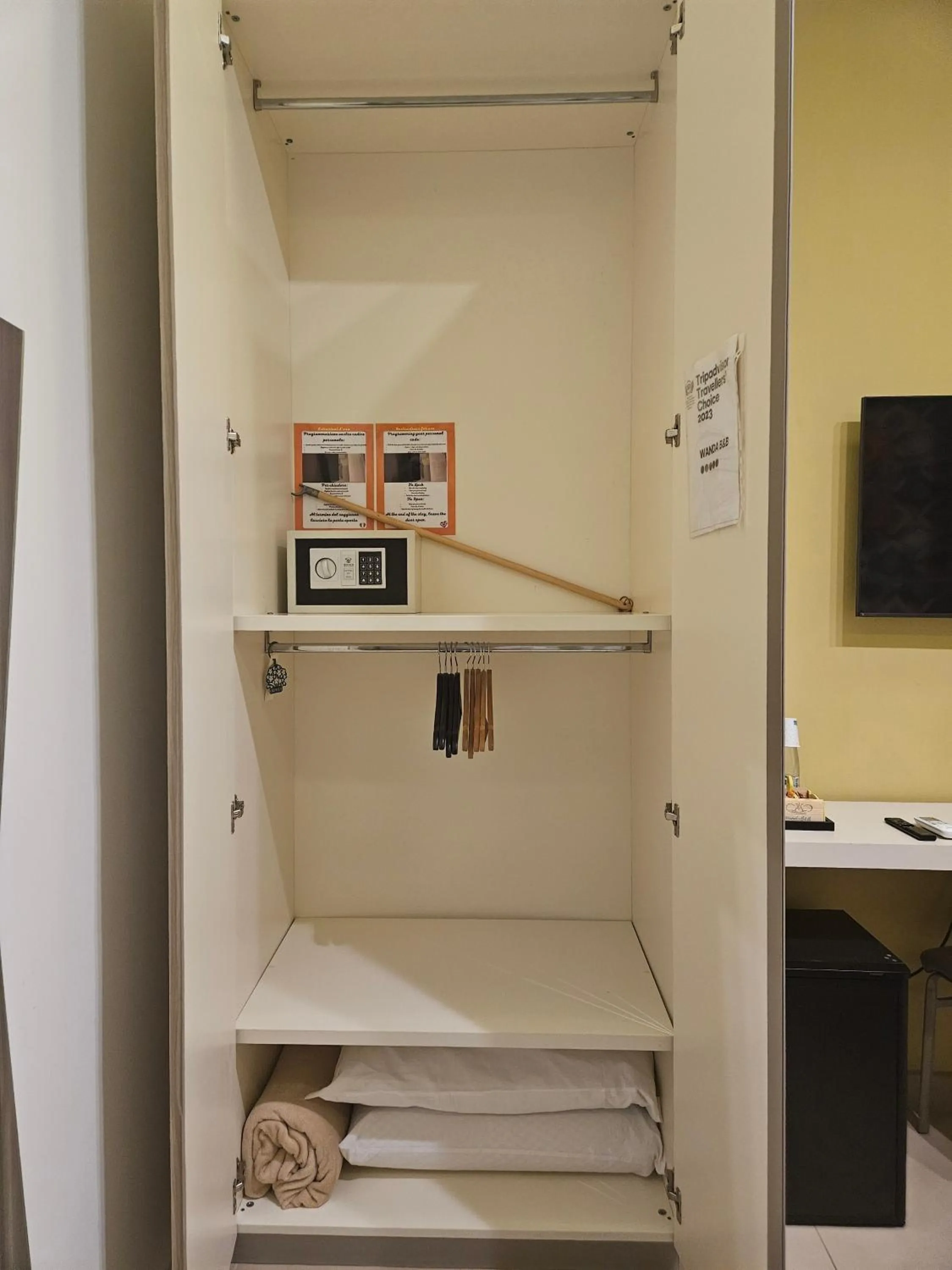 safe in Wanda Bed&Breakfast