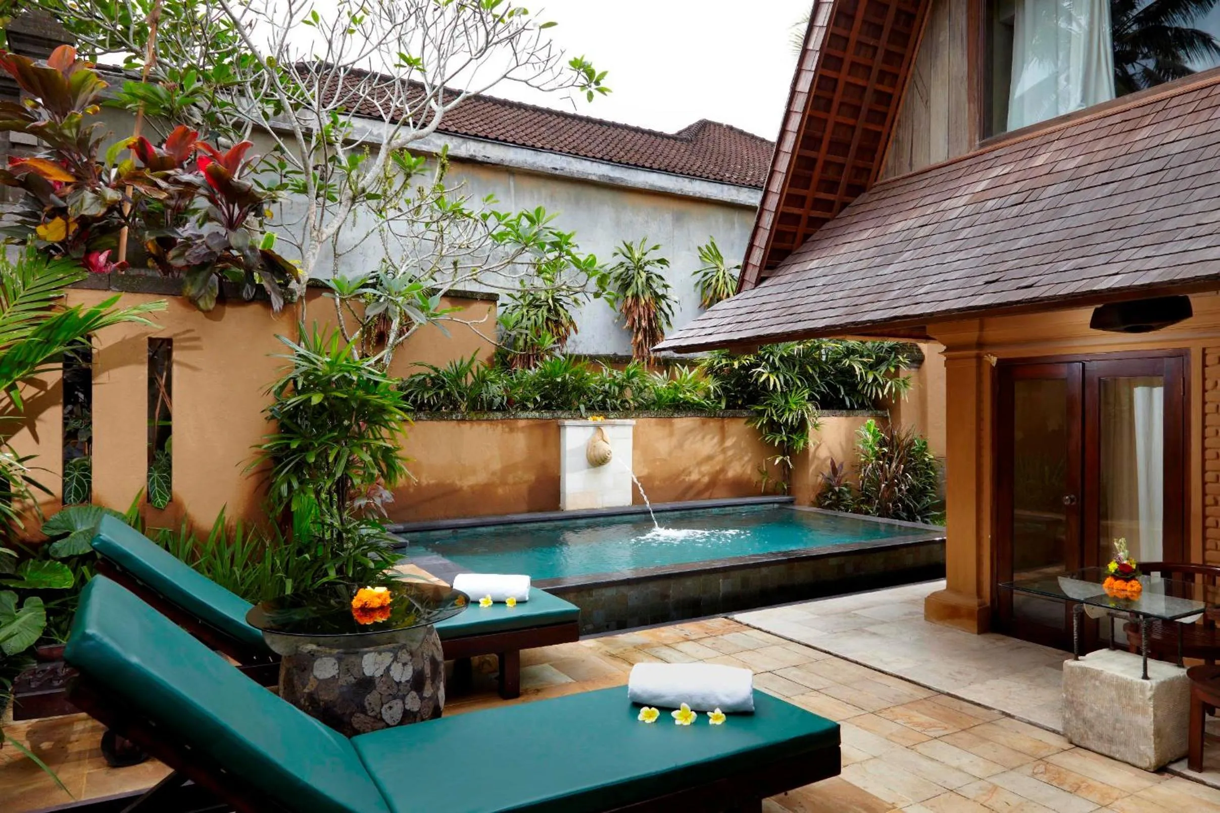 Swimming pool in The Sungu Resort & Spa