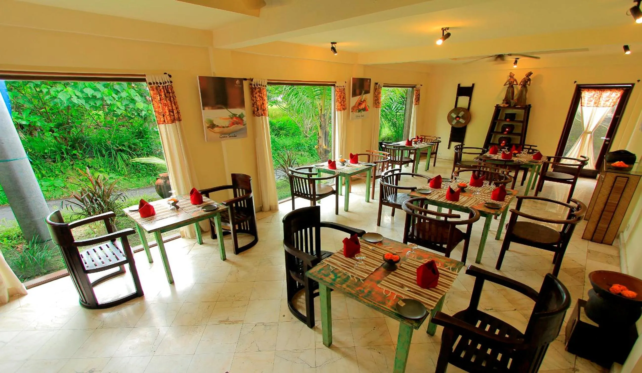 Restaurant/places to eat in The Sungu Resort & Spa