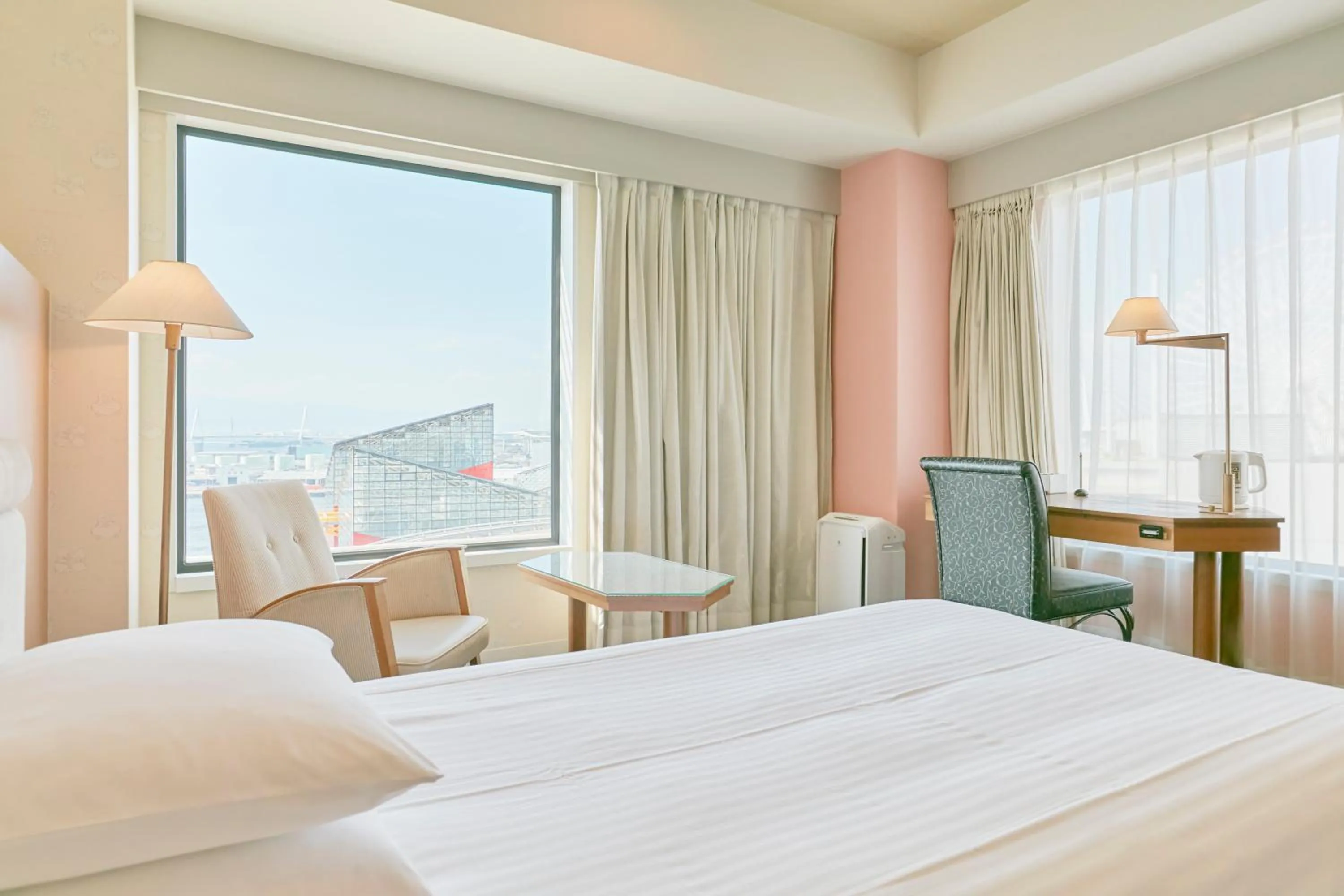 Bed in Hotel Seagull Tenpozan Osaka