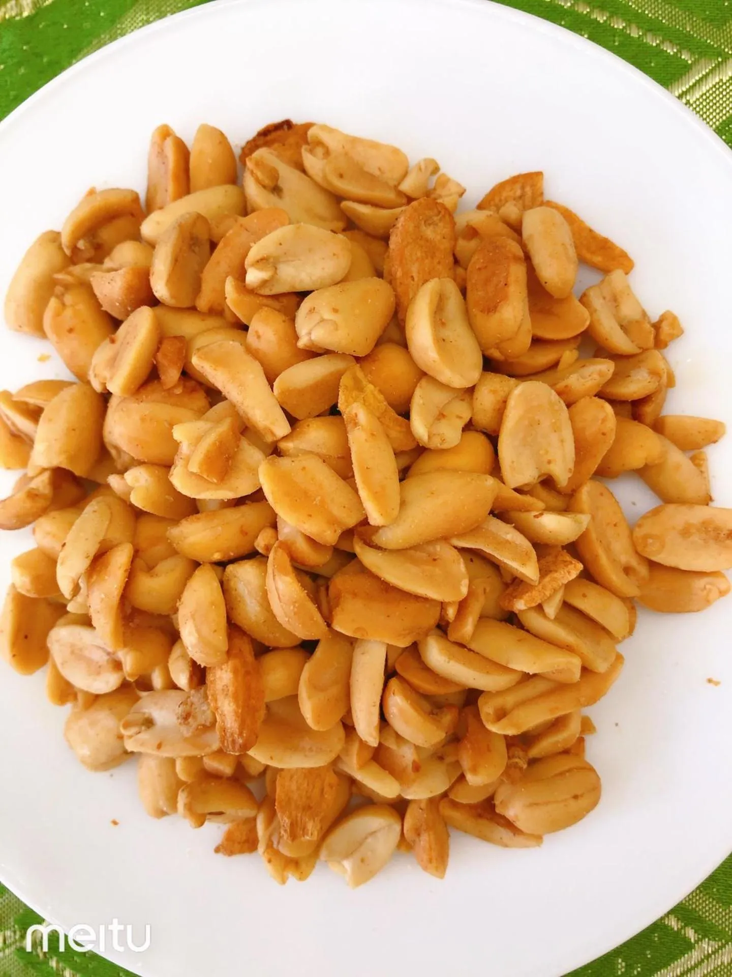 Lunch in Grand Blue Beach Hotel