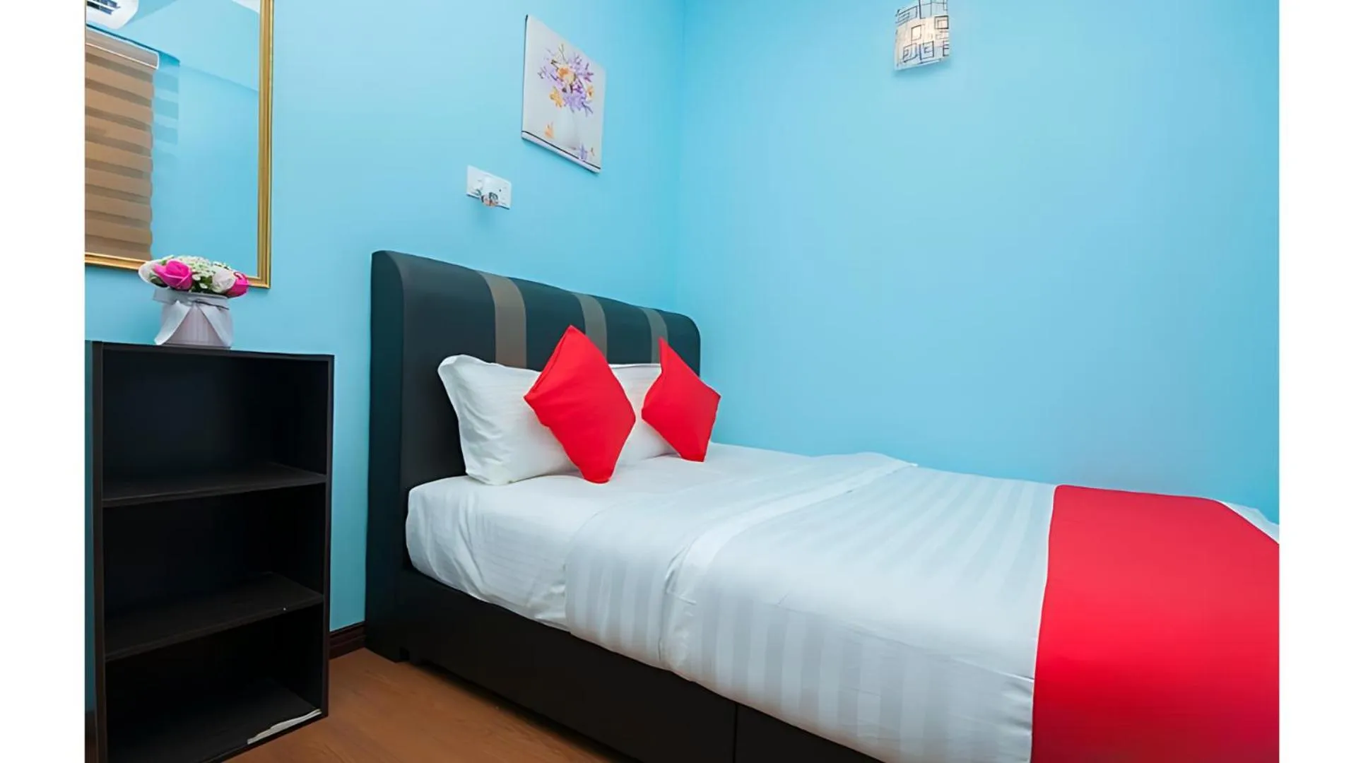 Bed in Bintang Square Hotel