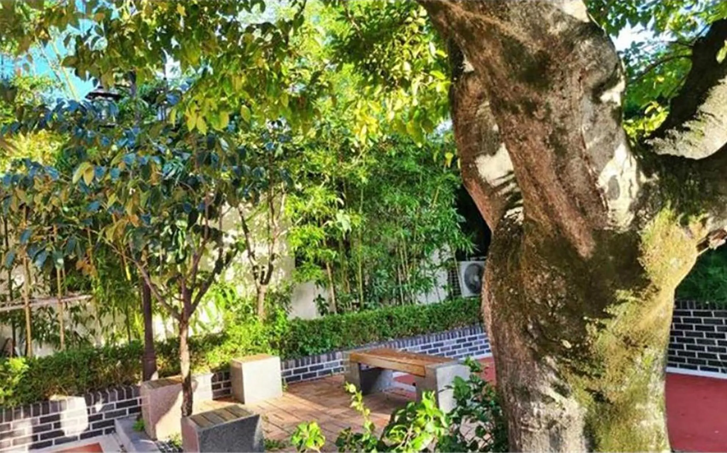 Garden in Renaissance Hotel Pohang