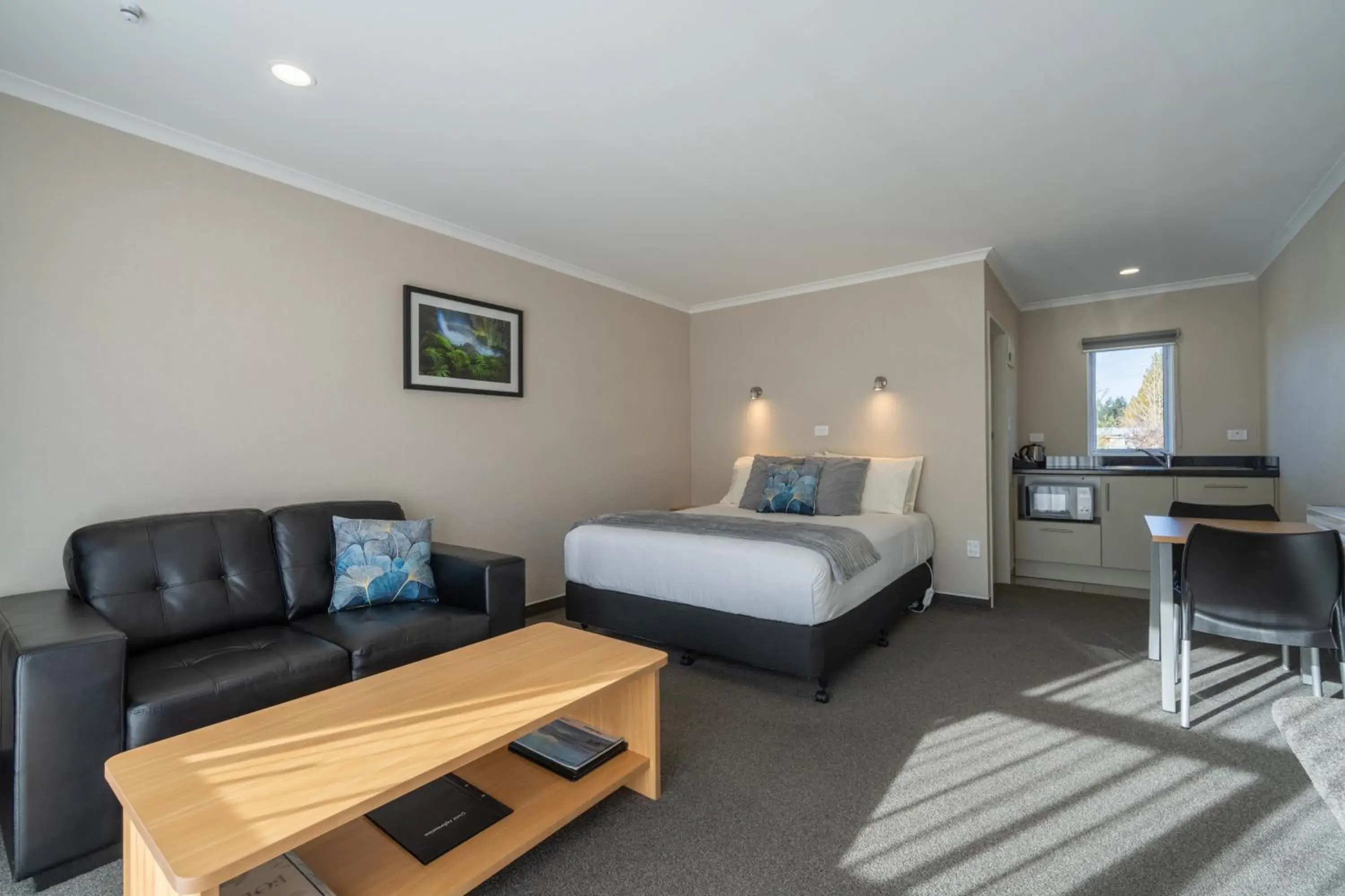 Bed in Parklands Motel & Apartments Te Anau Bed in Parklands Motel & Apartments Te Anau