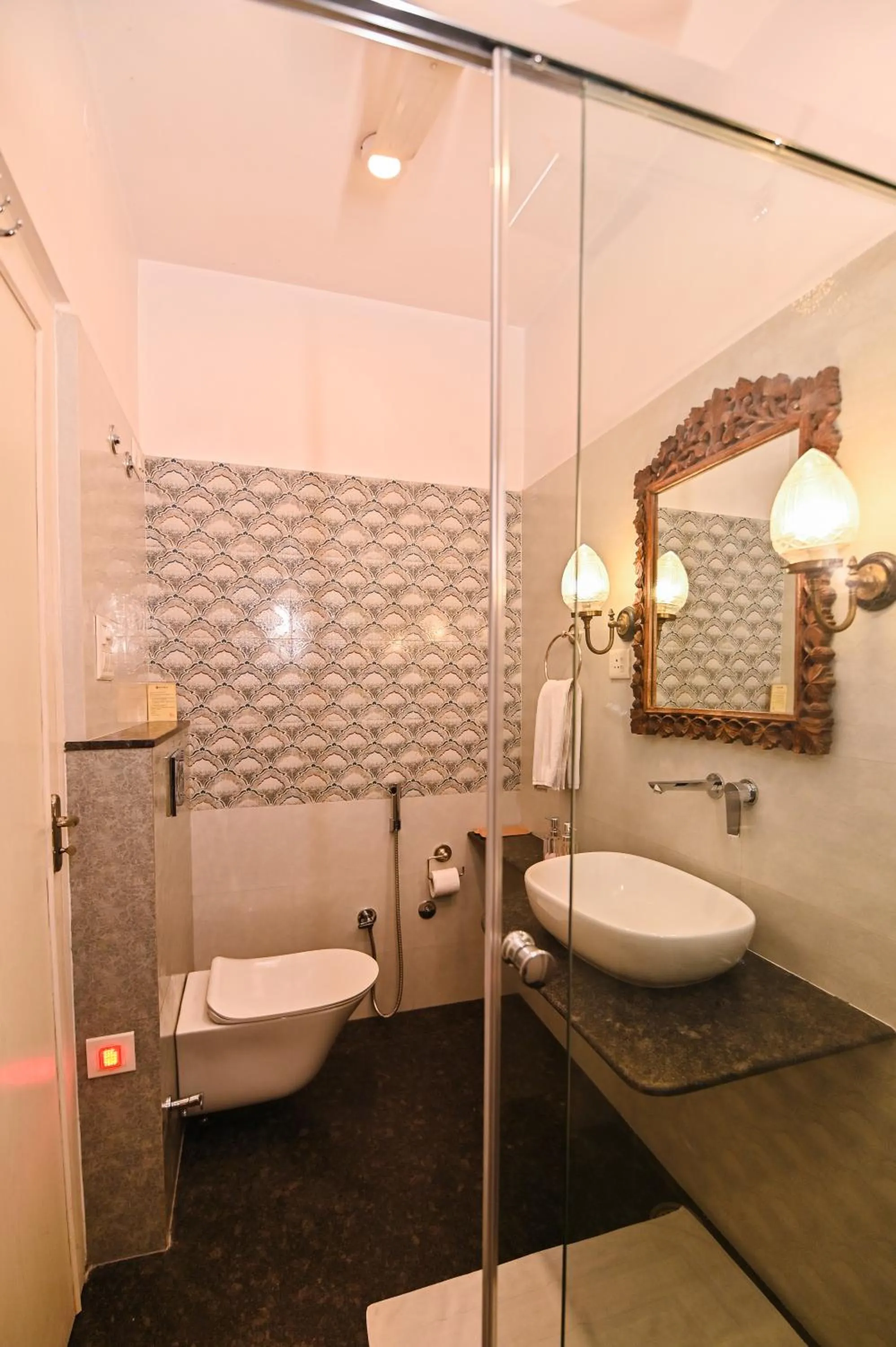 Bathroom in Om Niwas Suite Hotel