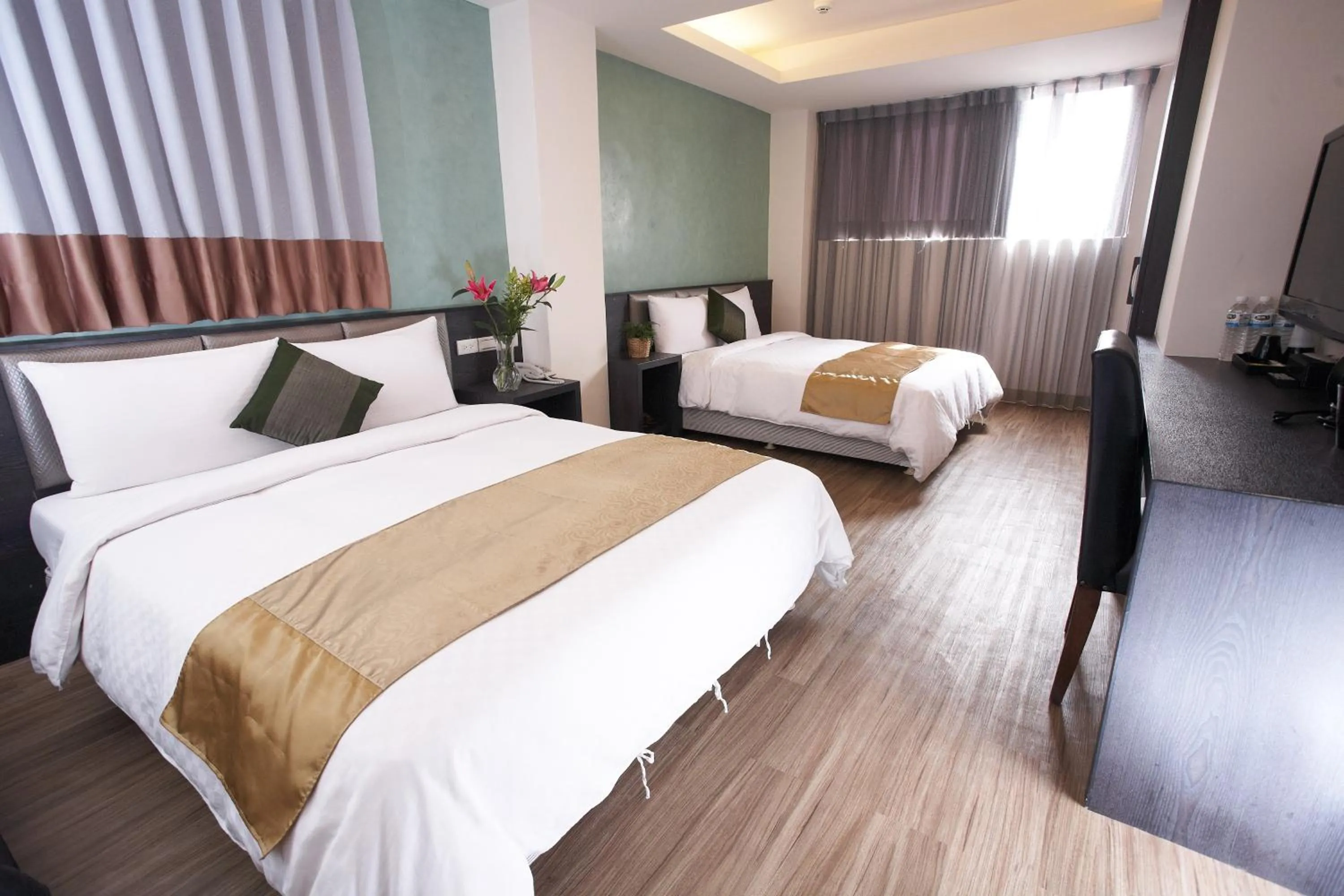 Bed in Jinbao Hotel