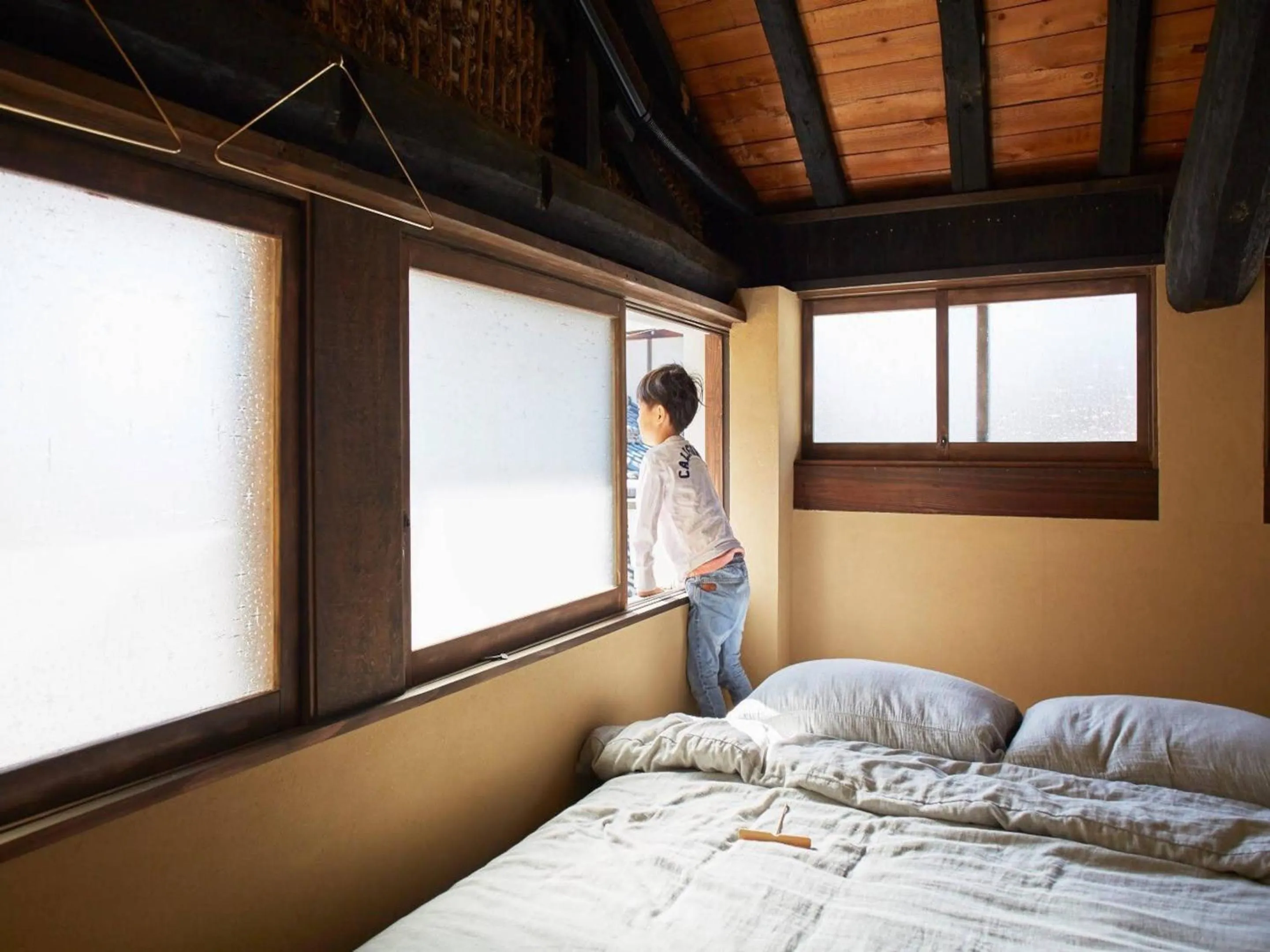 Photo of the whole room, Bed in Hostel & Tatami Bar Uchikobare -内子晴れ-