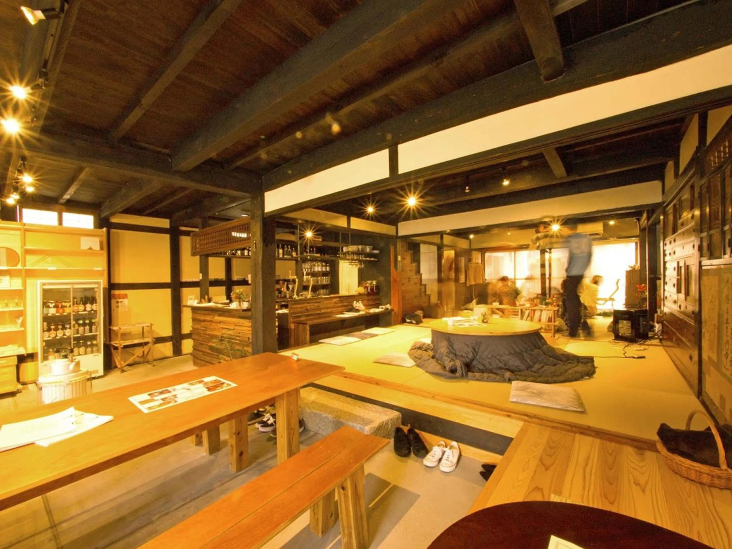 Lounge or bar in Hostel & Tatami Bar Uchikobare -内子晴れ-