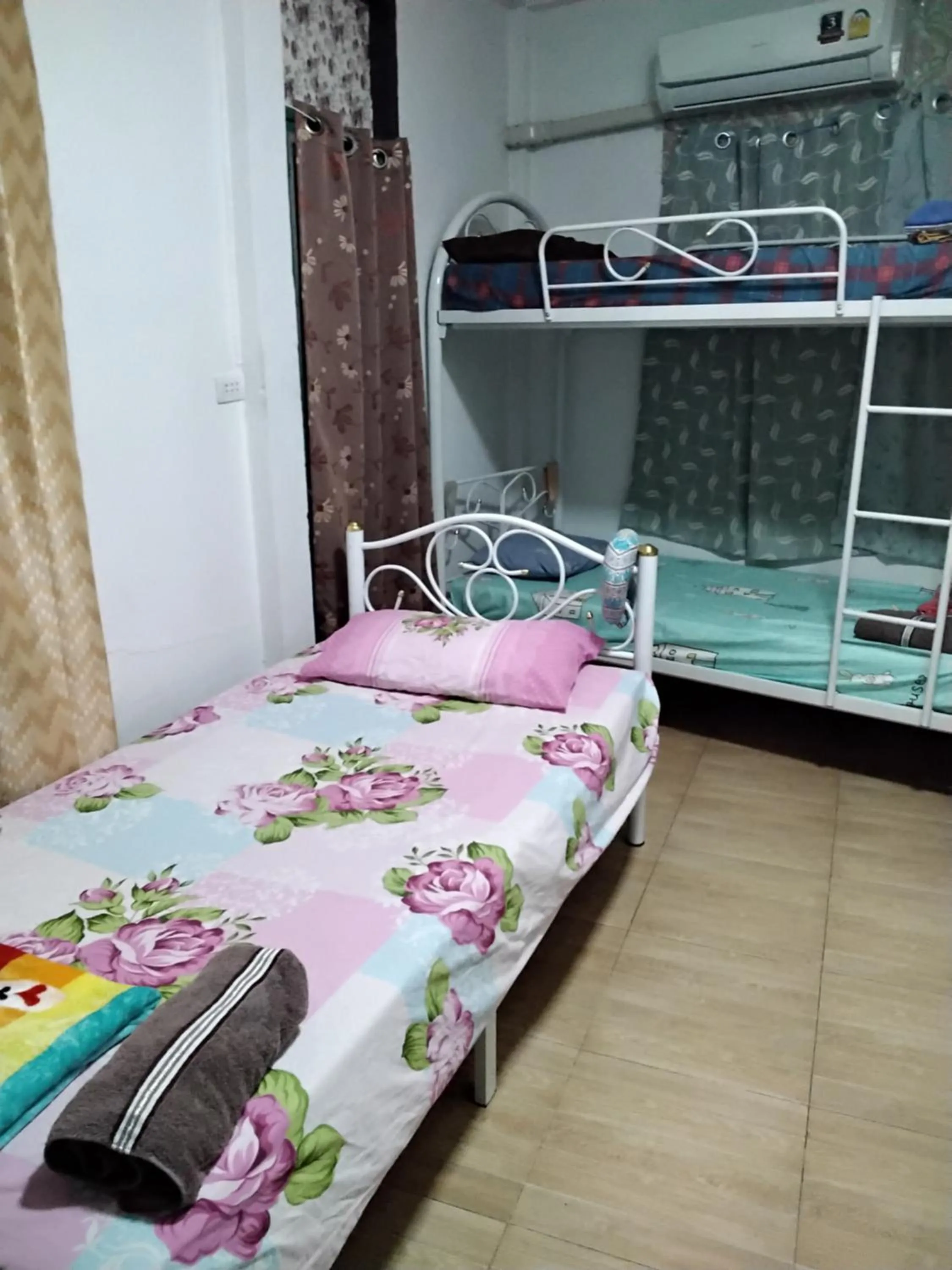 Bed in Danee Hostel