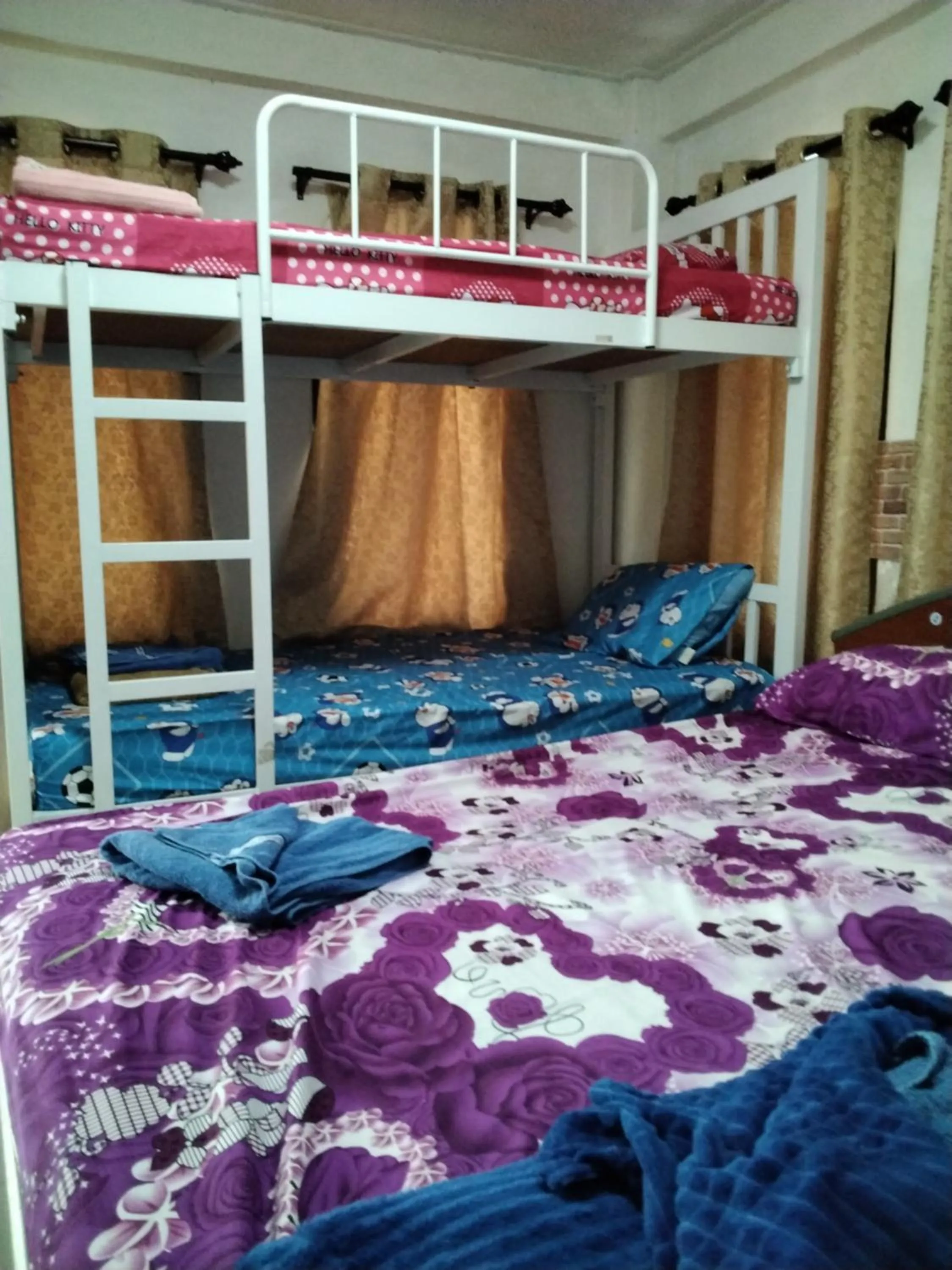Bed in Danee Hostel