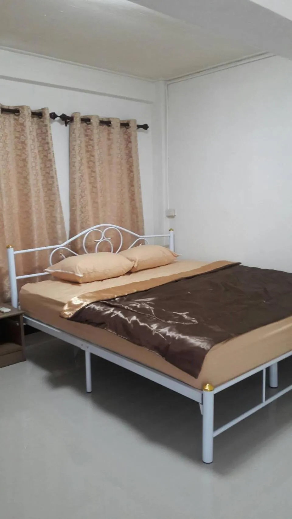 Bed in Danee Hostel