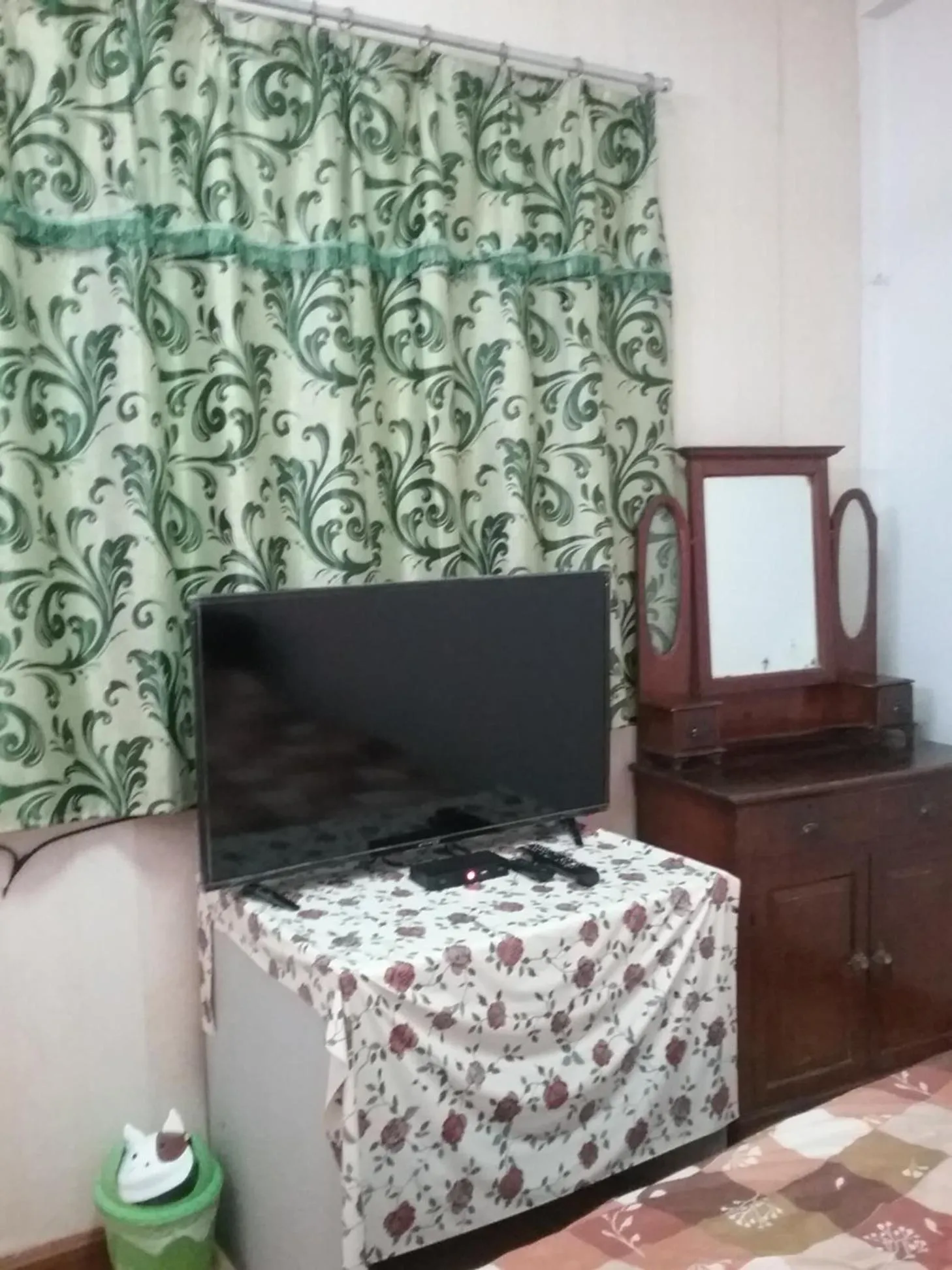 Bed in Danee Hostel