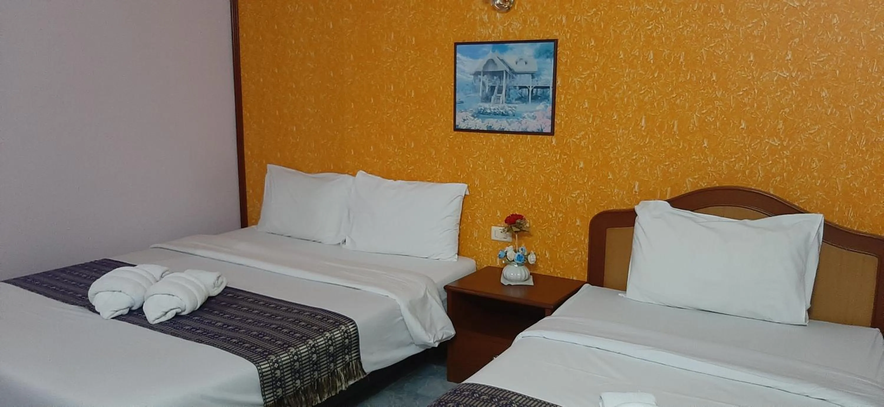 Bed in Thepparat Lodge Krabi