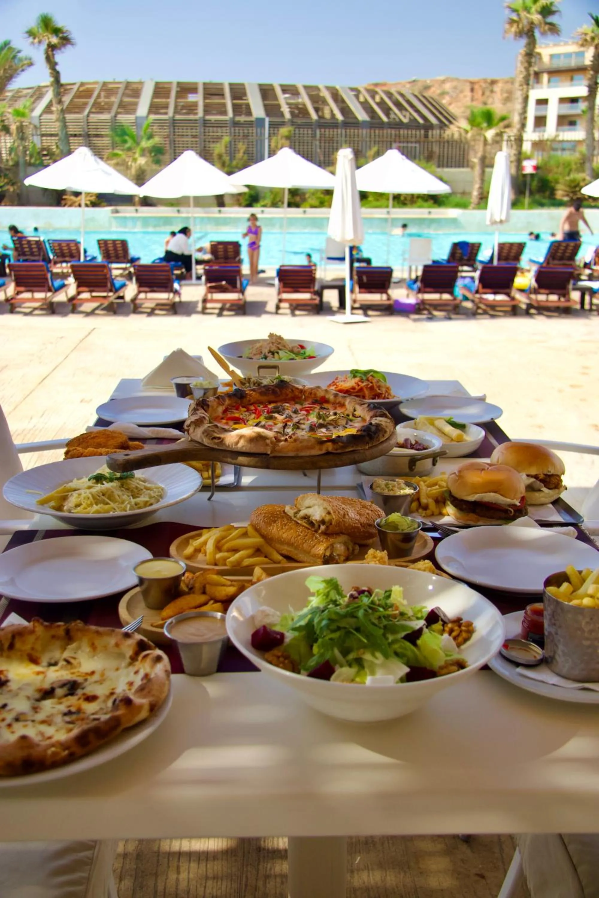 Restaurant/places to eat in Coral Beach Hotel And Resort Beirut