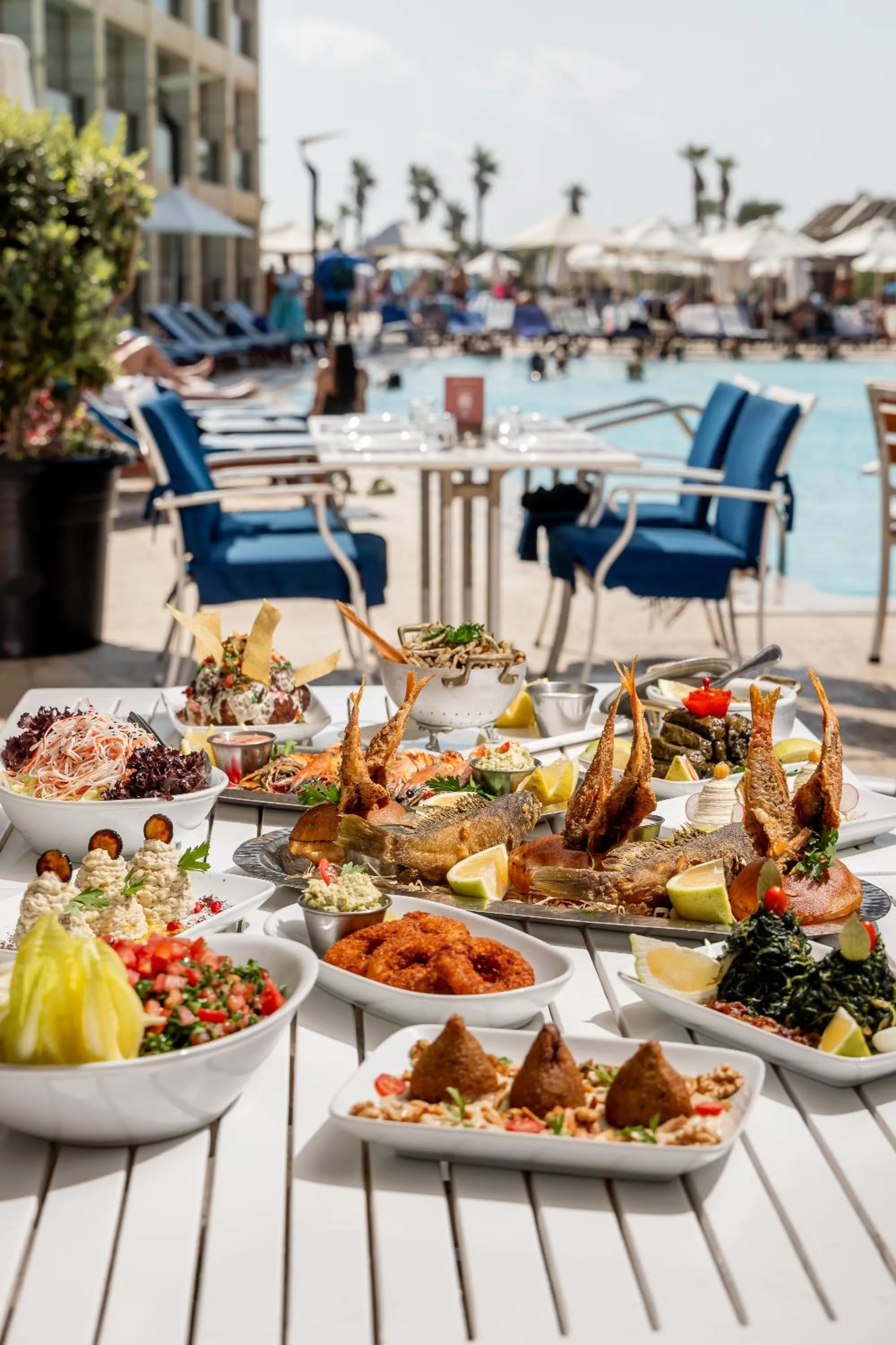 Restaurant/places to eat in Coral Beach Hotel And Resort Beirut