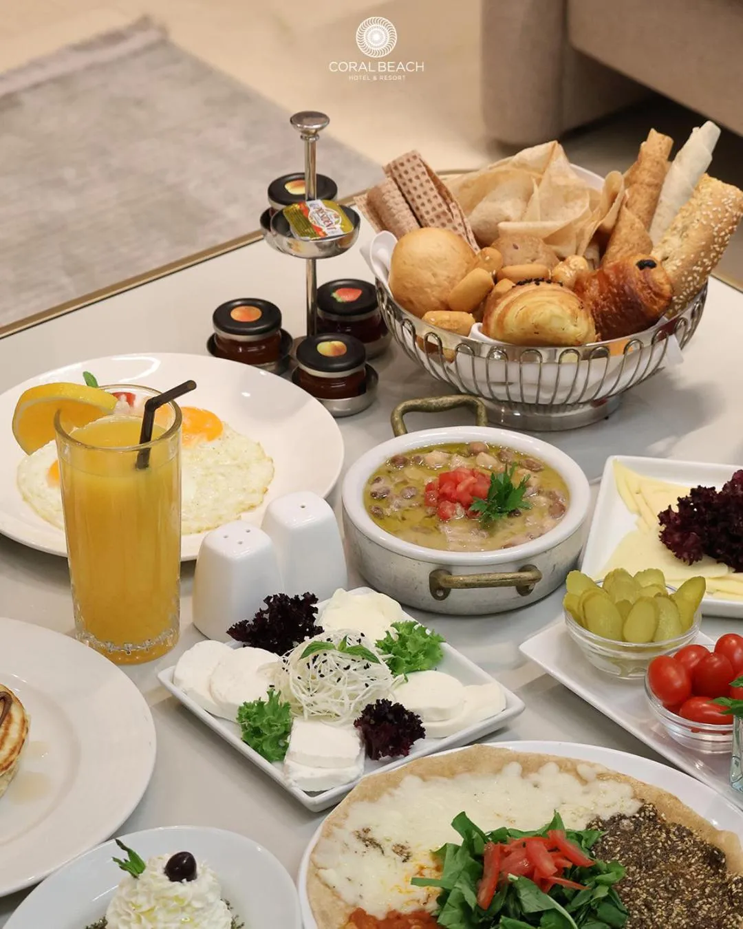 Food and drinks in Coral Beach Hotel And Resort Beirut