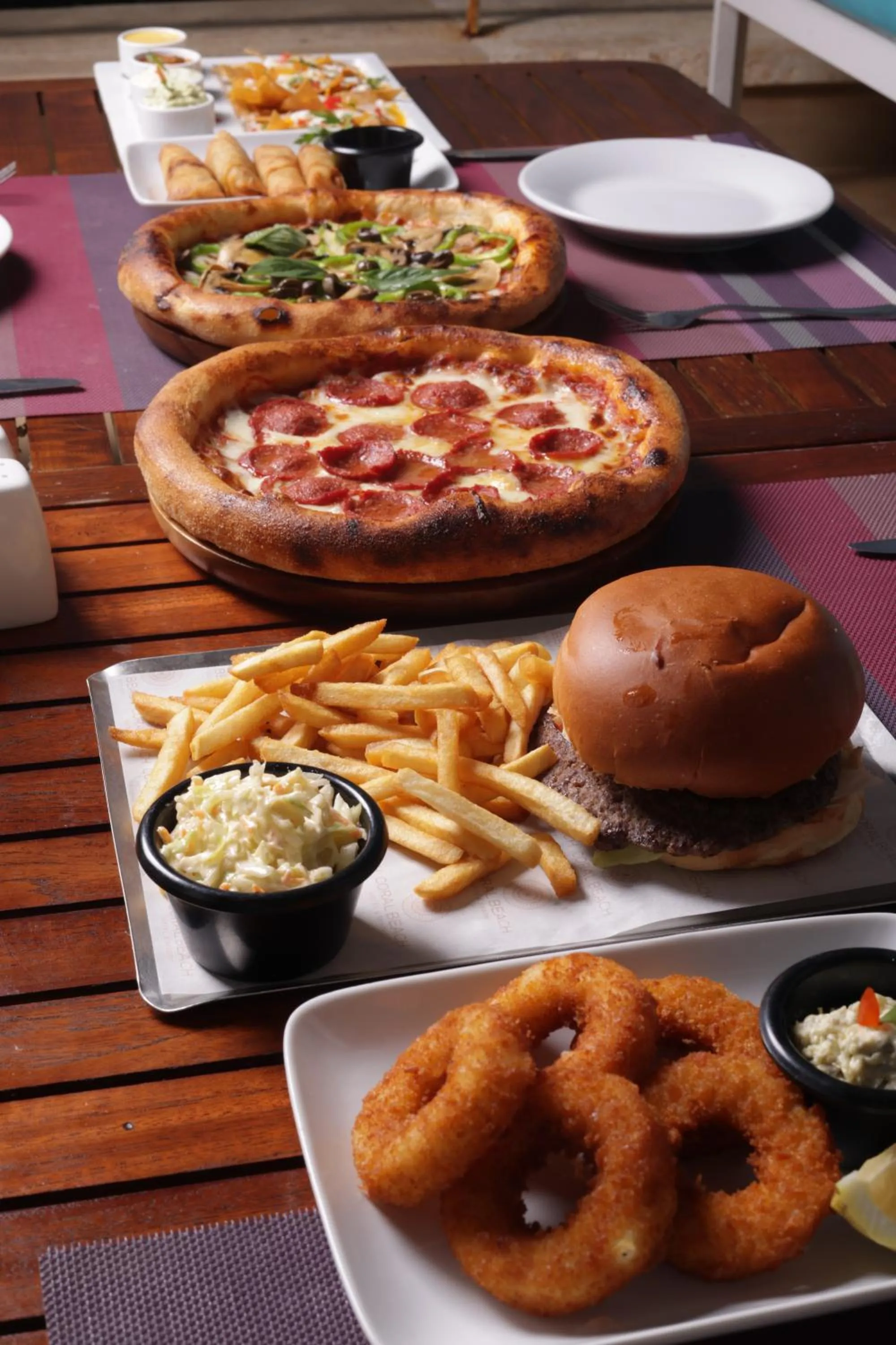 Restaurant/places to eat in Coral Beach Hotel And Resort Beirut