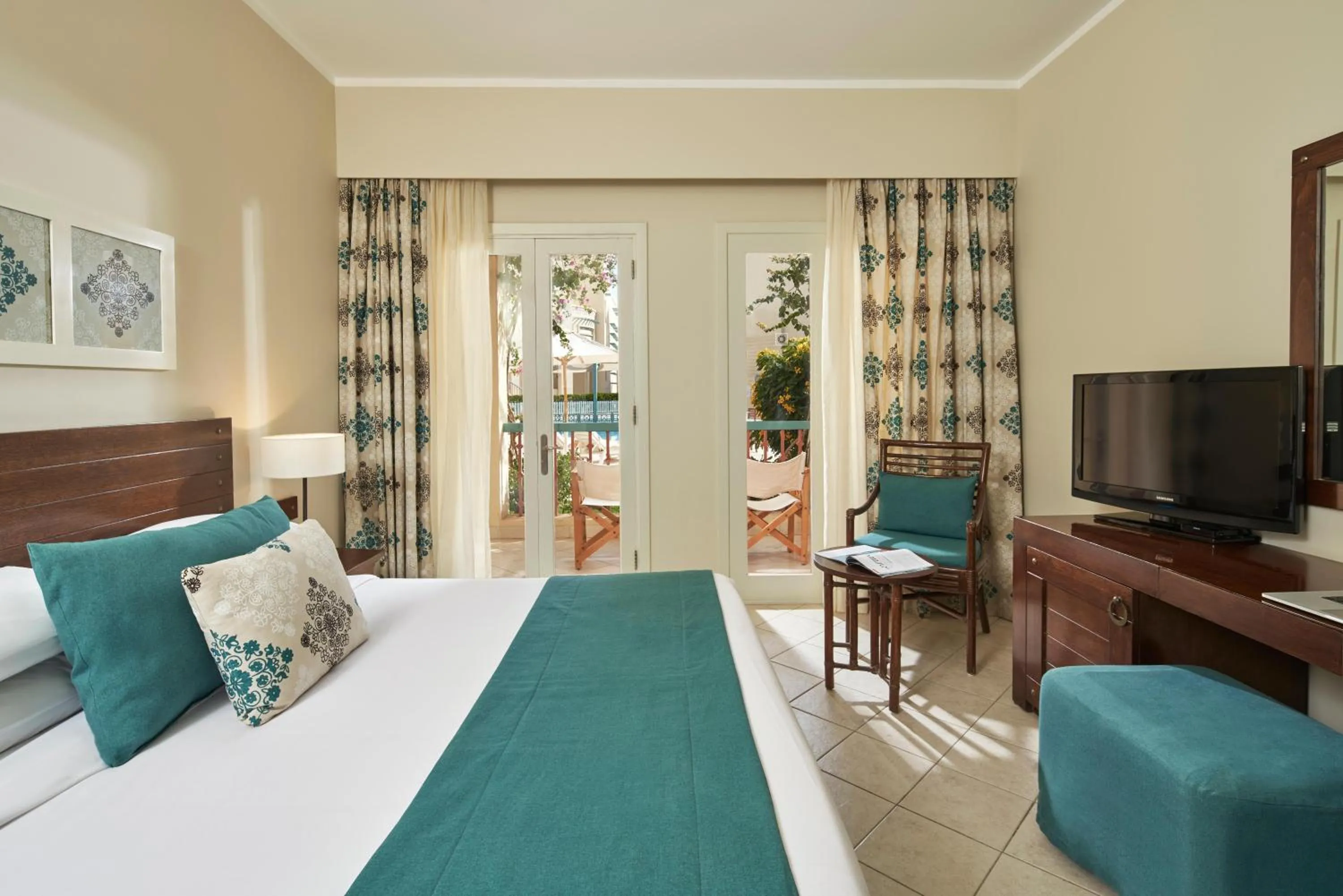 Photo of the whole room, Bed in Mosaique Hotel El Gouna