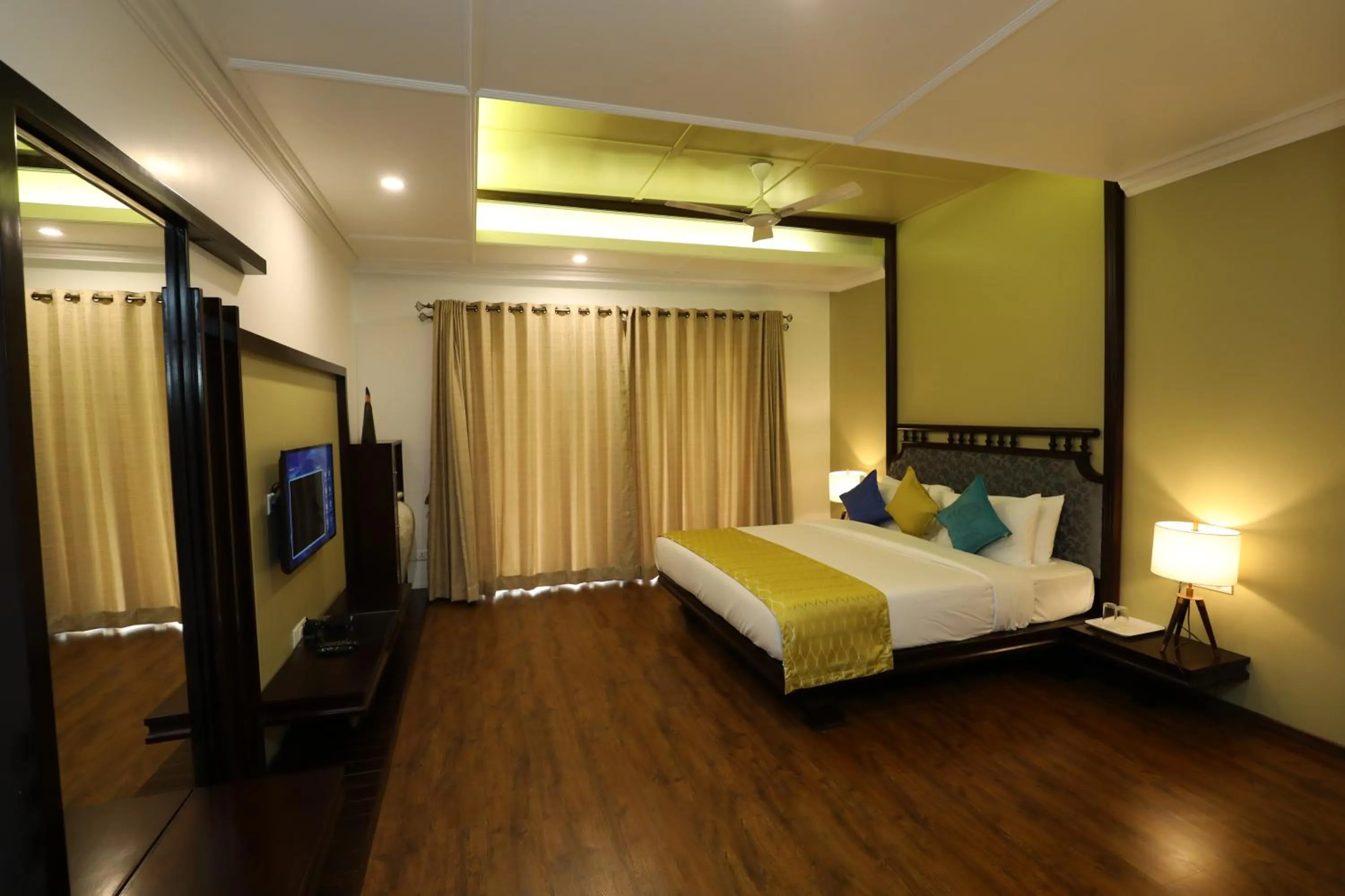 Bed in The Ocean Pearl Resort And Spa