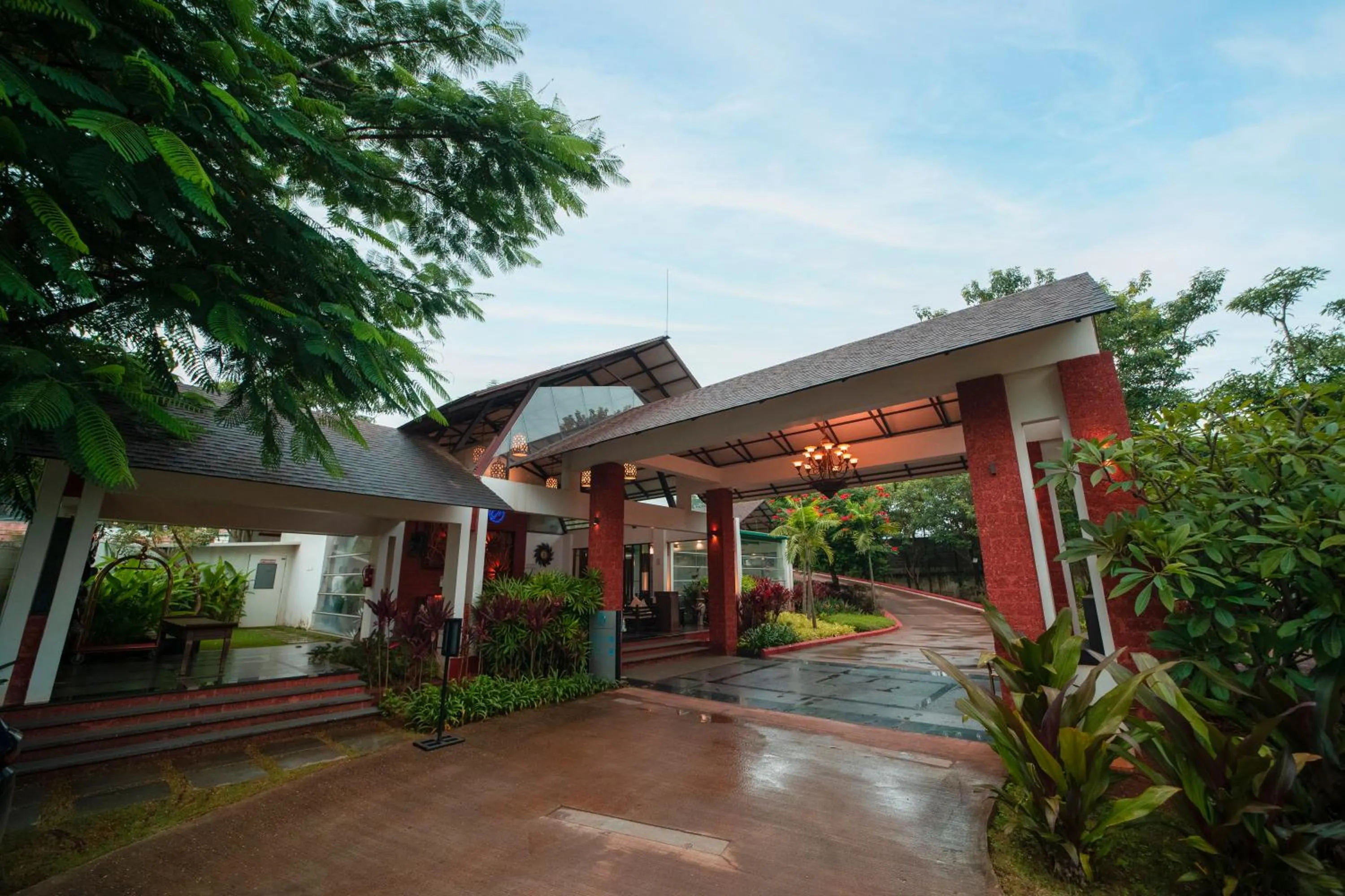 Property building in The Ocean Pearl Resort And Spa