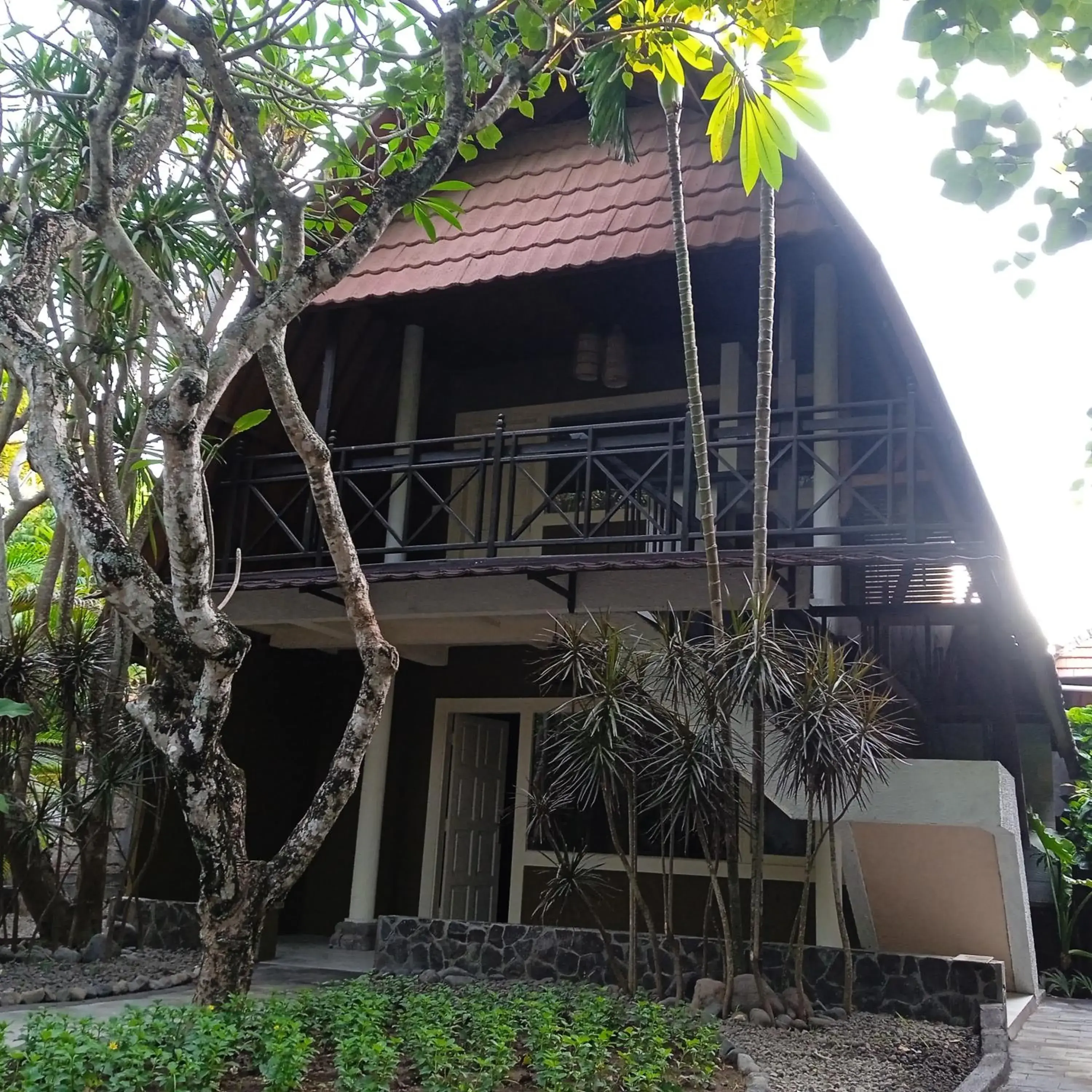 Property building in Peneeda View Beach Hotel Property building in Peneeda View Beach Hotel