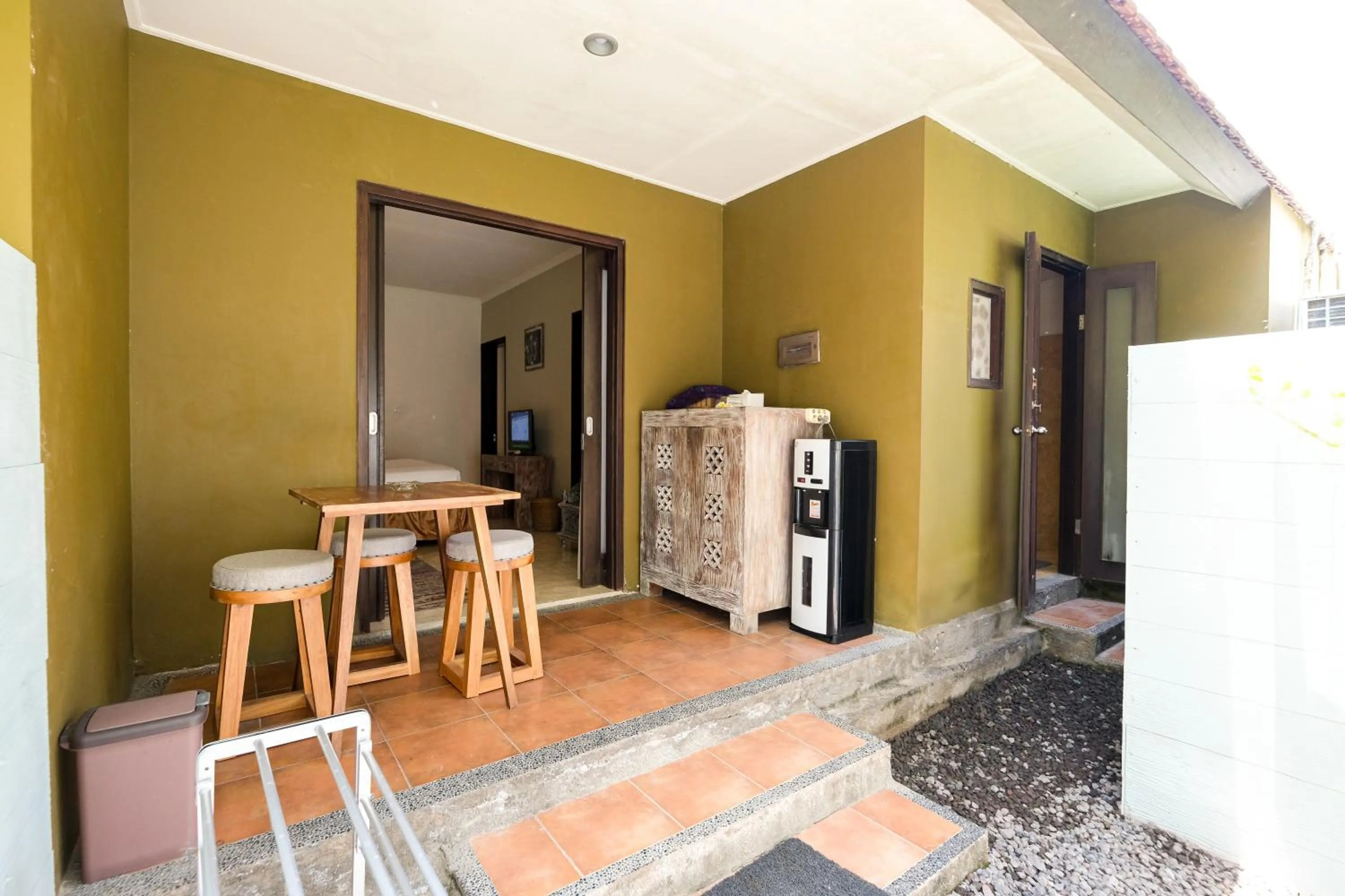 Patio in Peneeda View Beach Hotel
