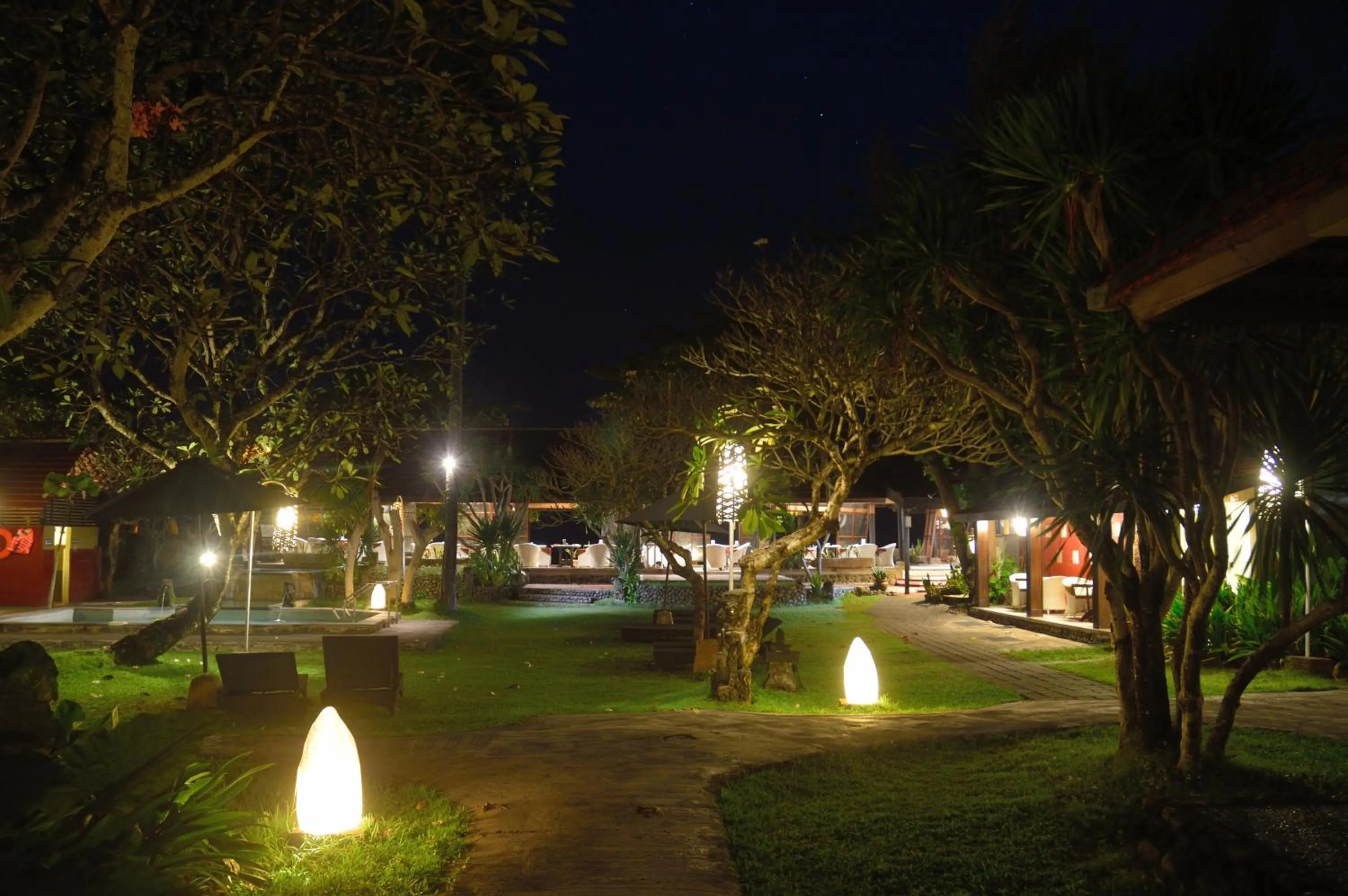 Garden in Peneeda View Beach Hotel