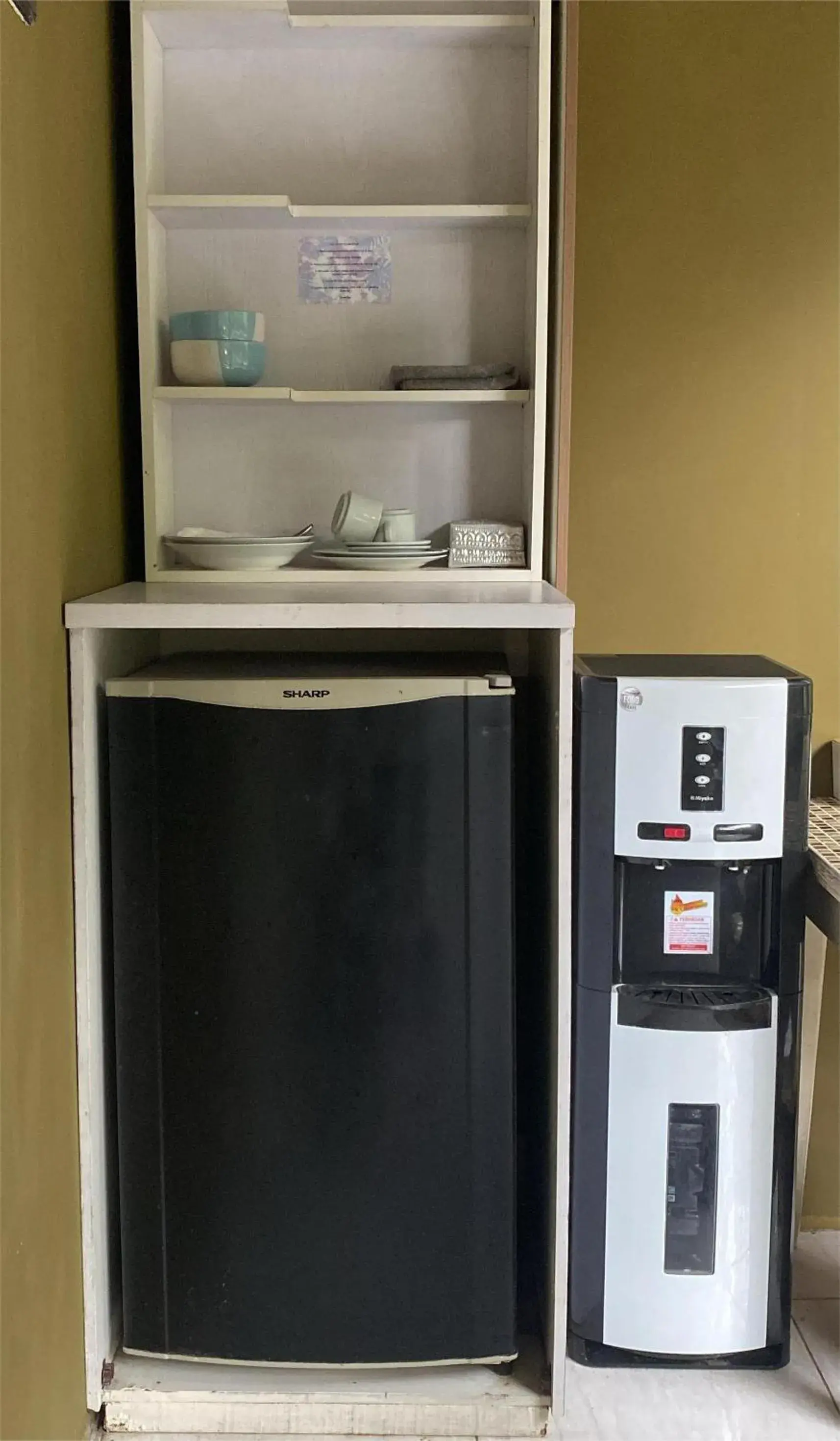 Property building in Peneeda View Beach Hotel Property building in Peneeda View Beach Hotel