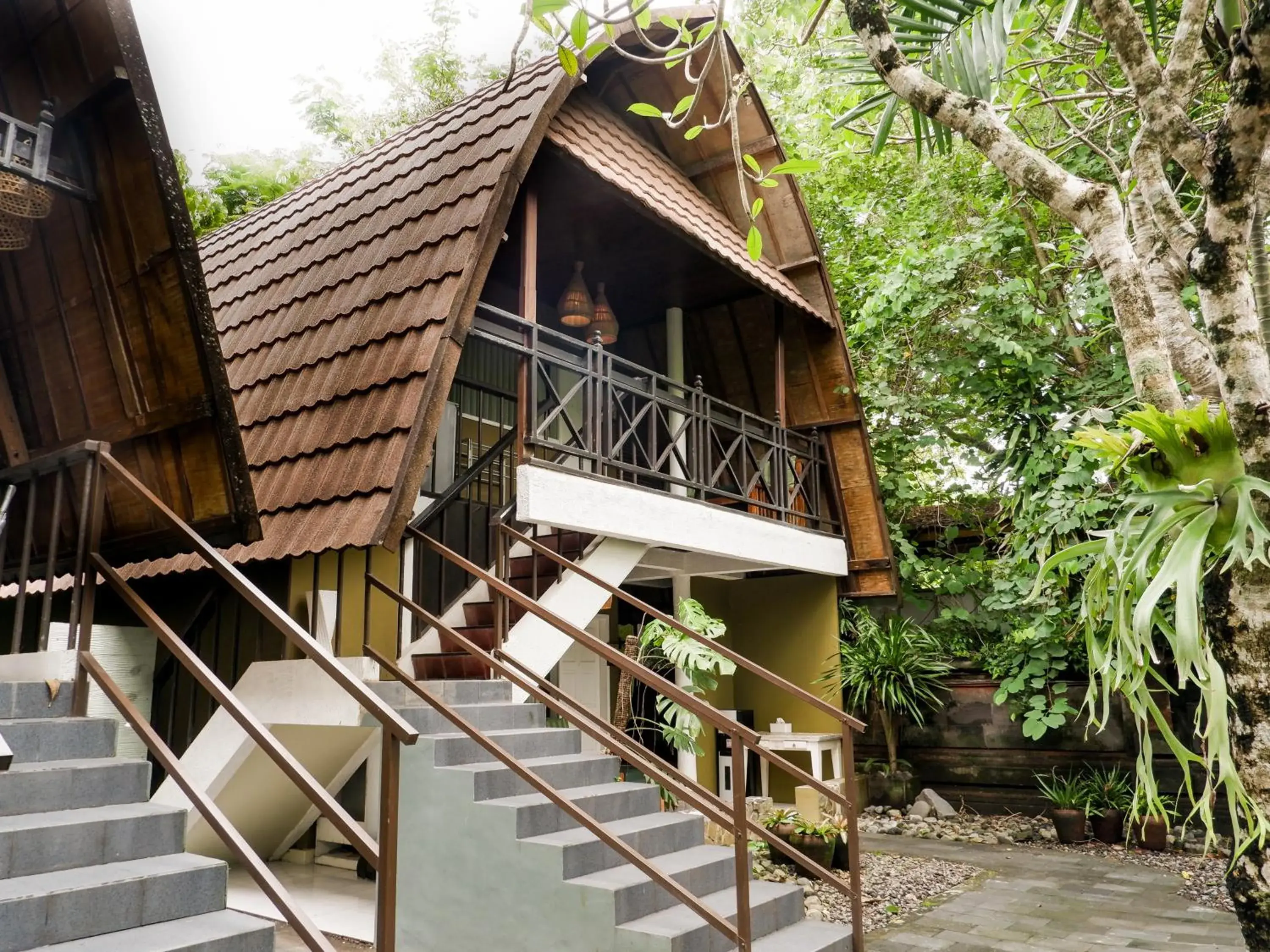 Property building in Peneeda View Beach Hotel Property building in Peneeda View Beach Hotel