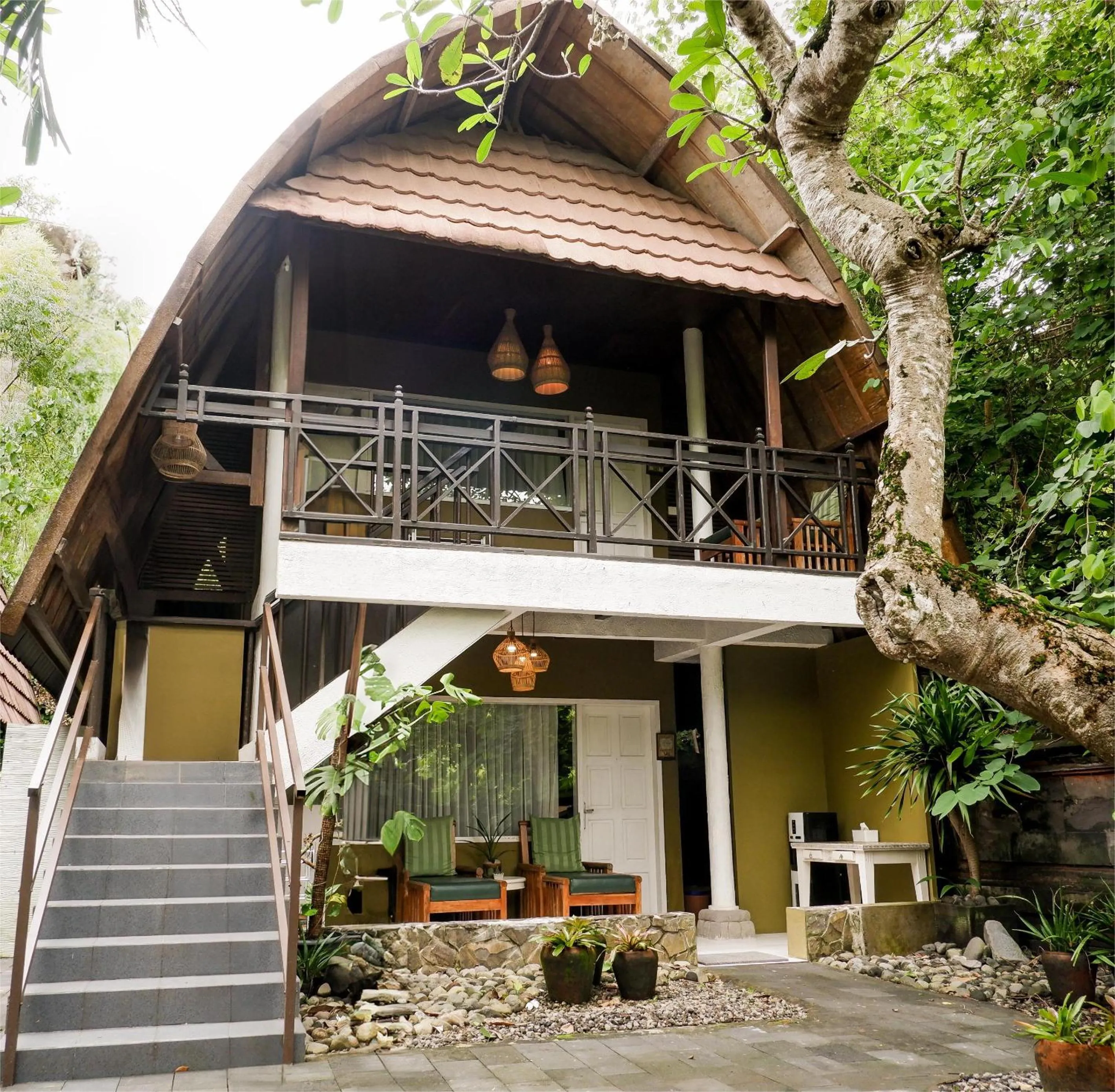 Property building in Peneeda View Beach Hotel