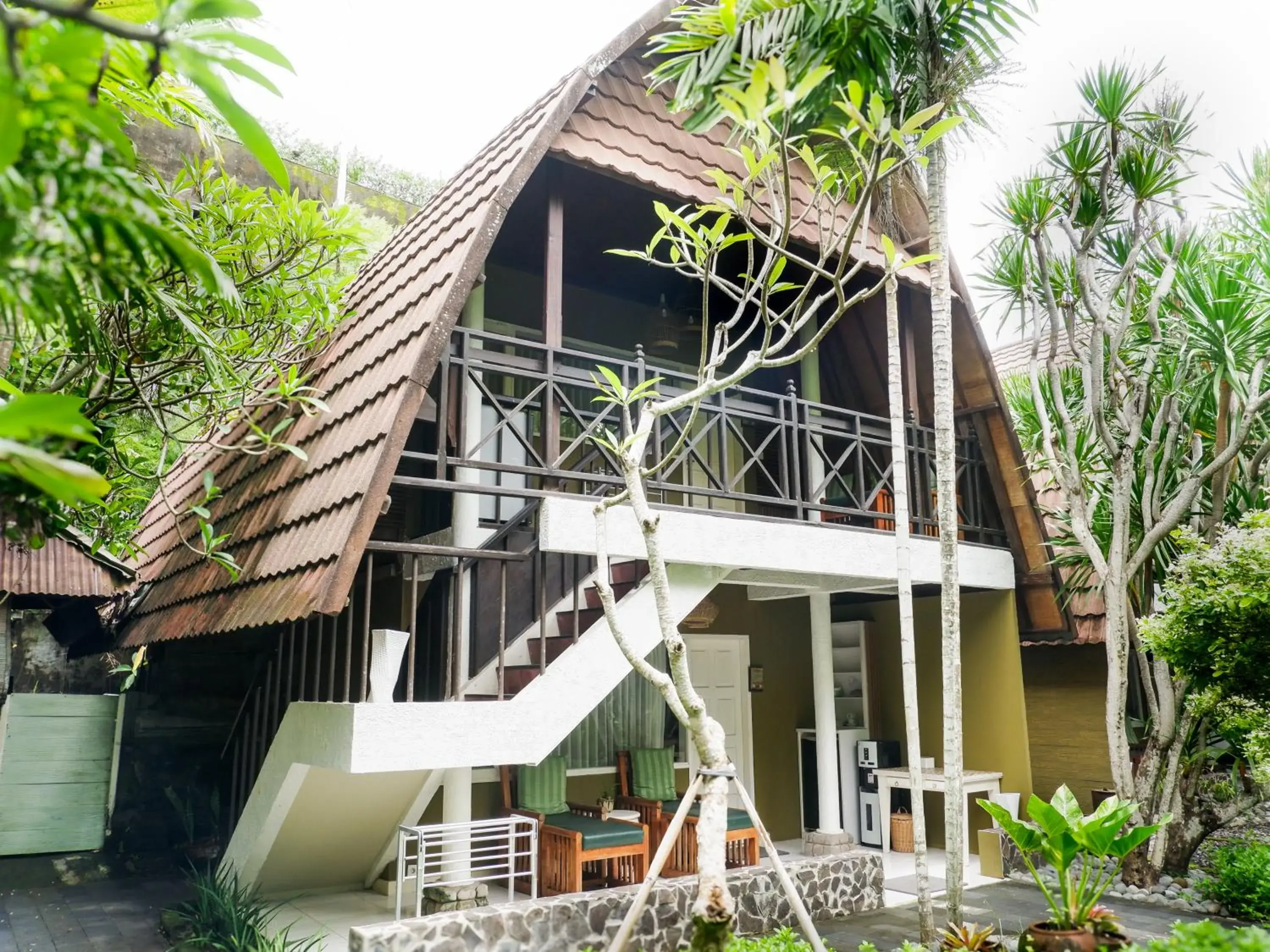 Property building in Peneeda View Beach Hotel Property building in Peneeda View Beach Hotel