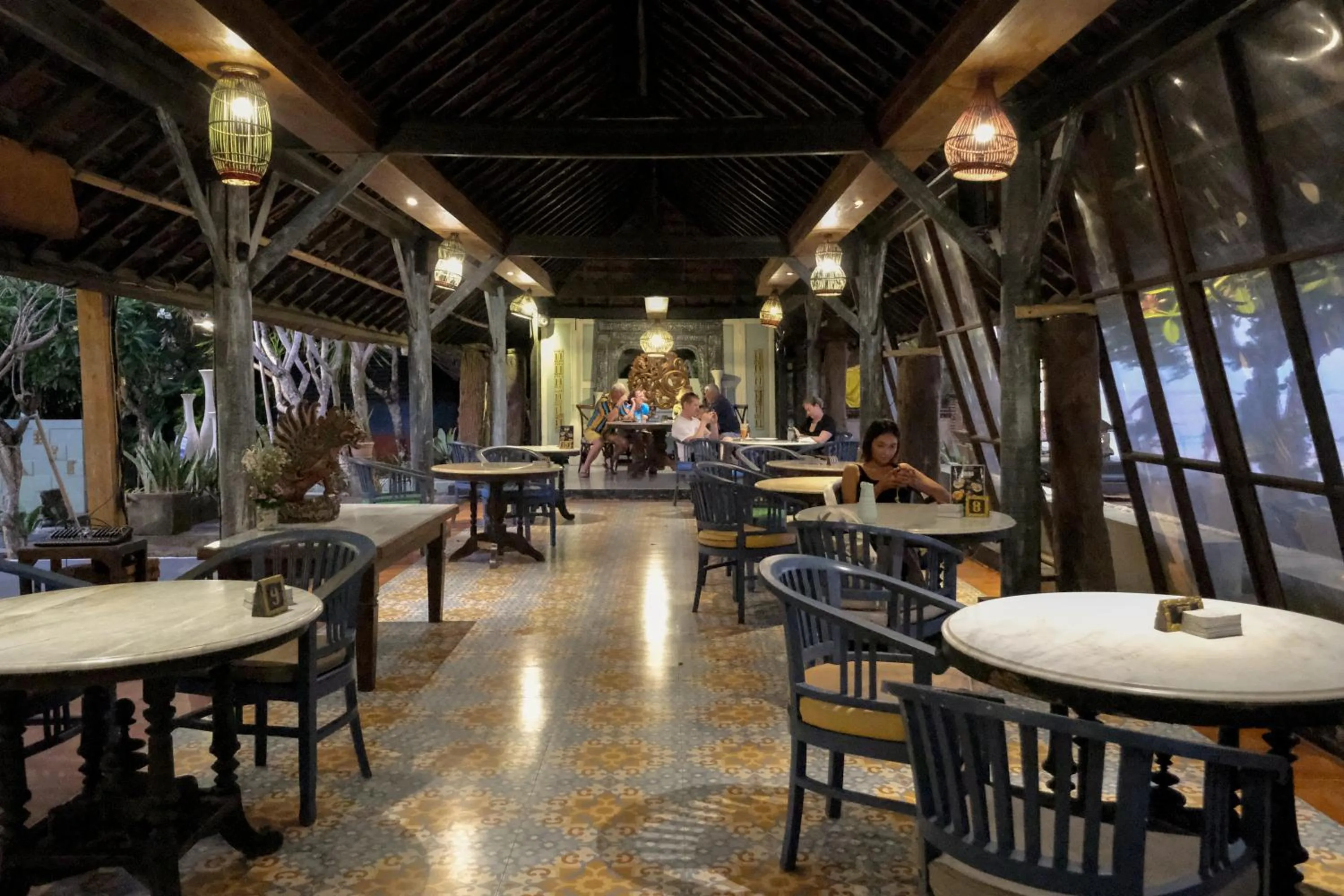 Restaurant/places to eat in Peneeda View Beach Hotel