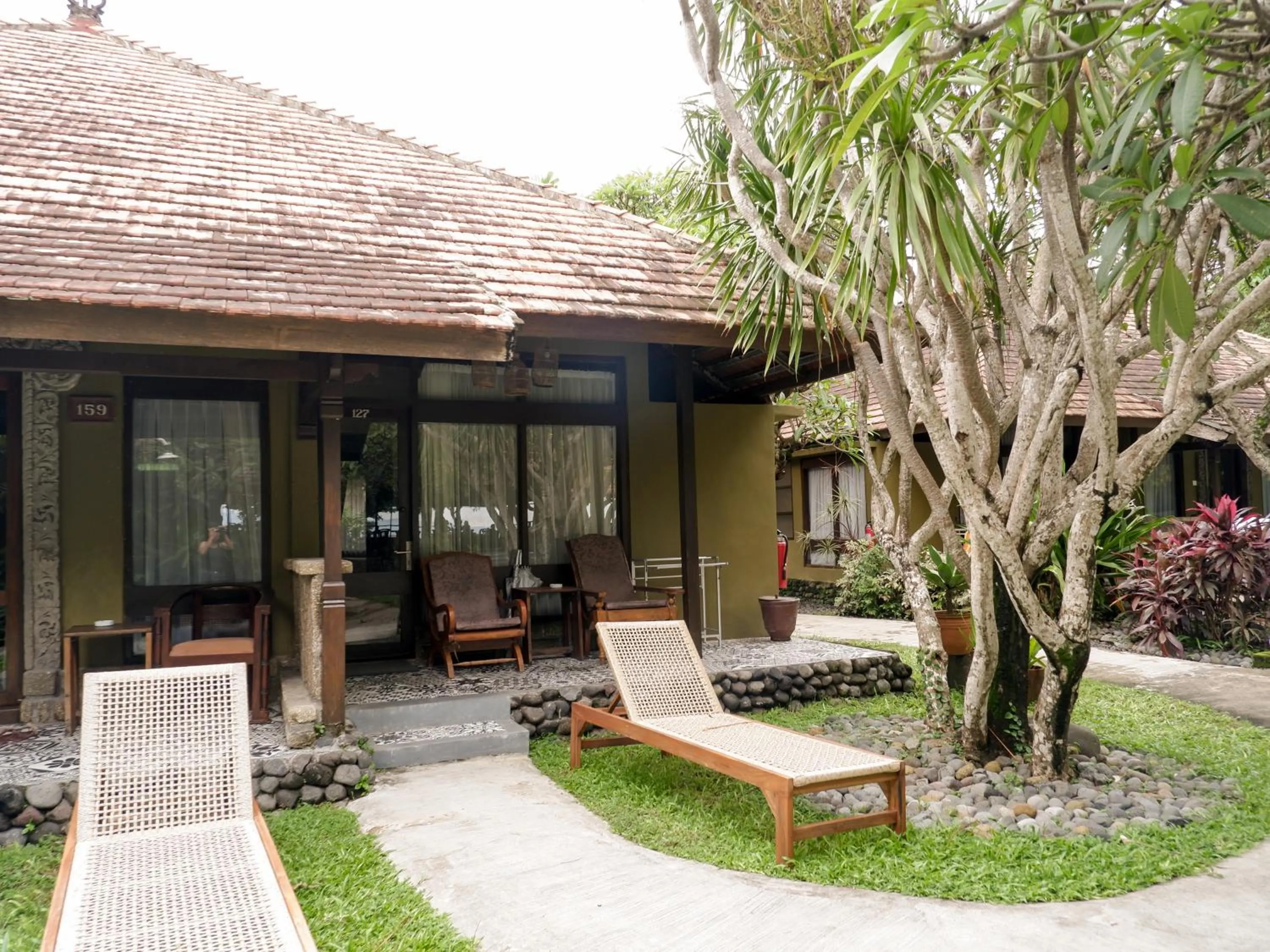 Property building in Peneeda View Beach Hotel