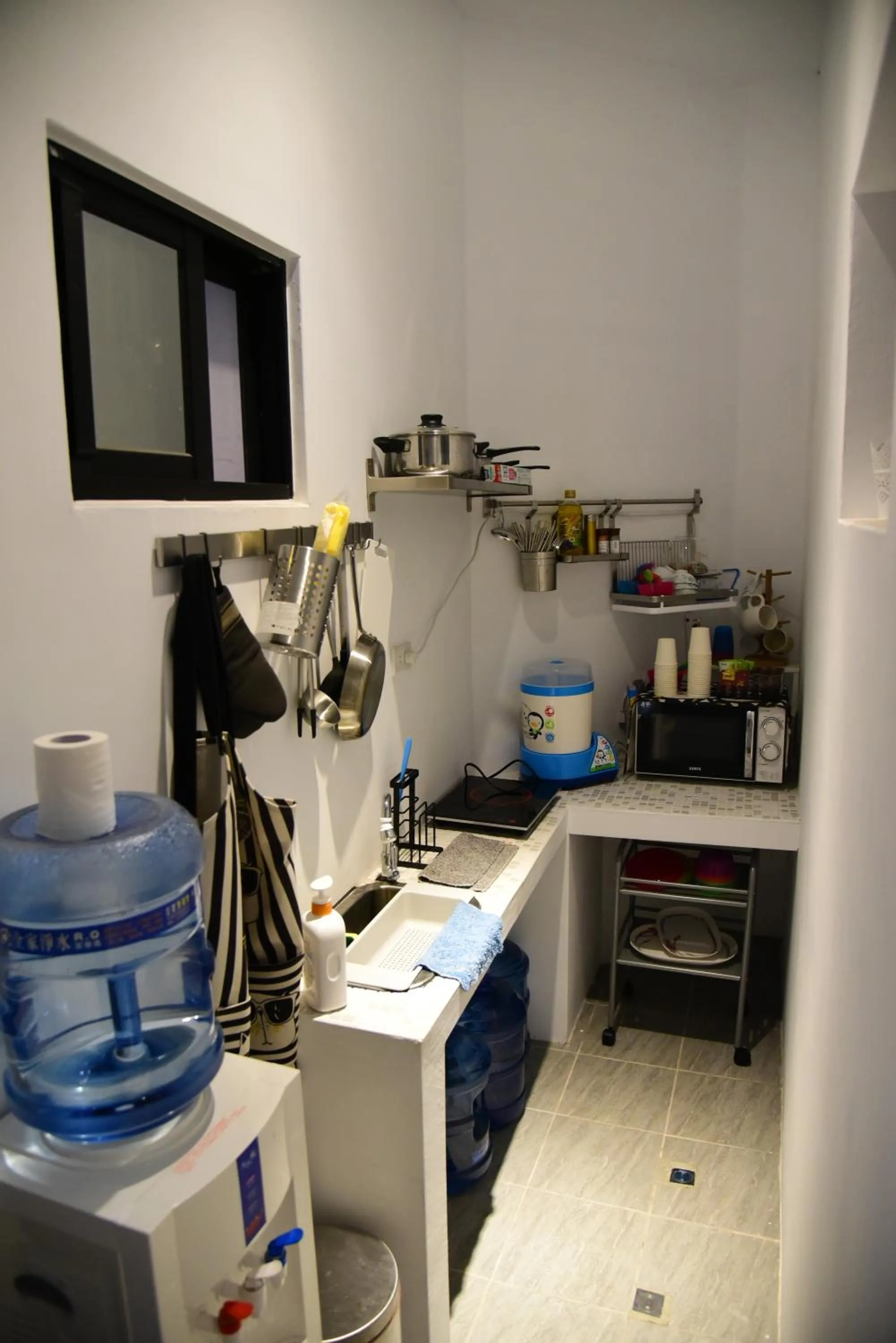 Coffee/tea facilities in Living House