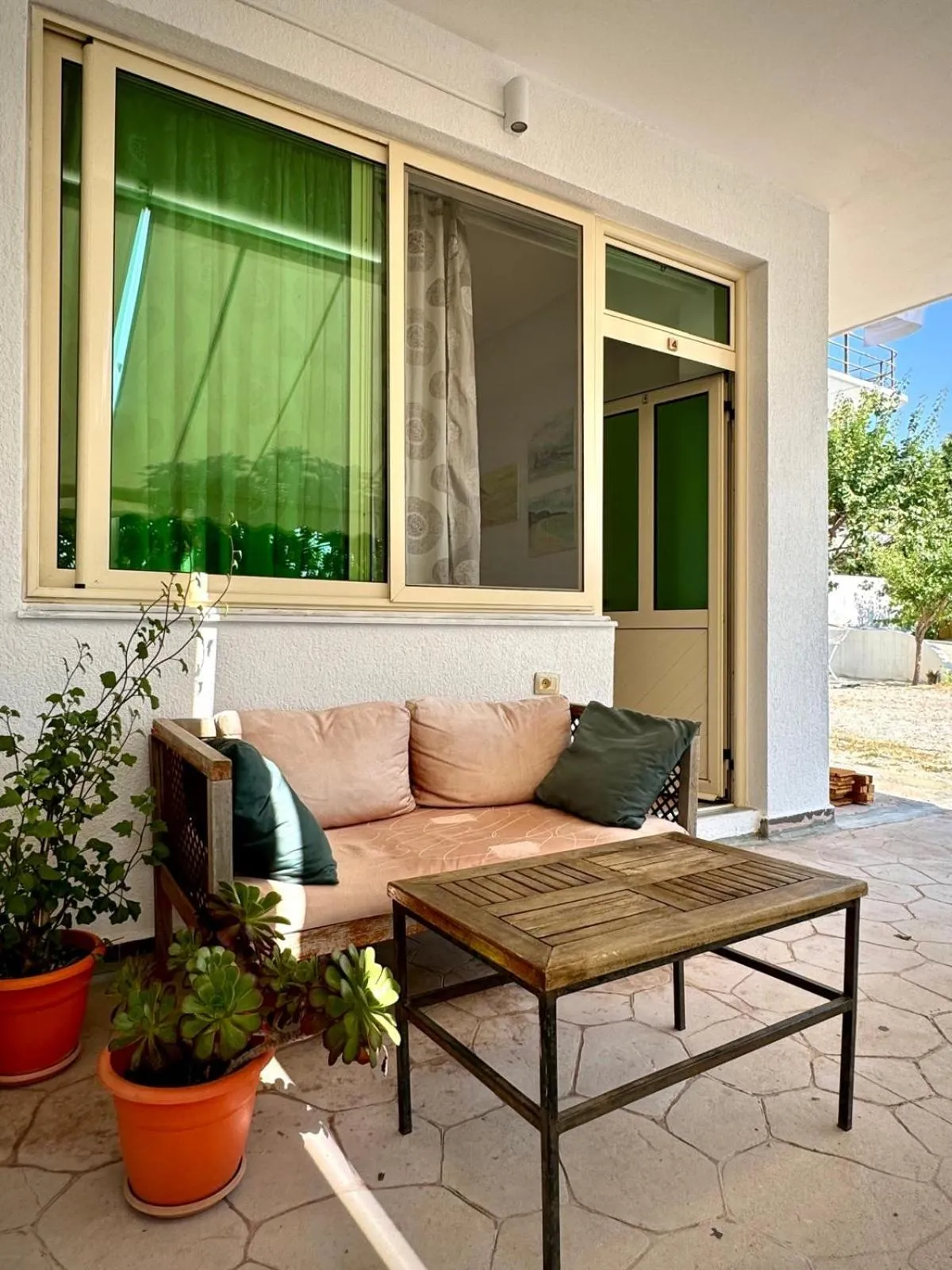 Vila Rahmi & Veli Dervishaj