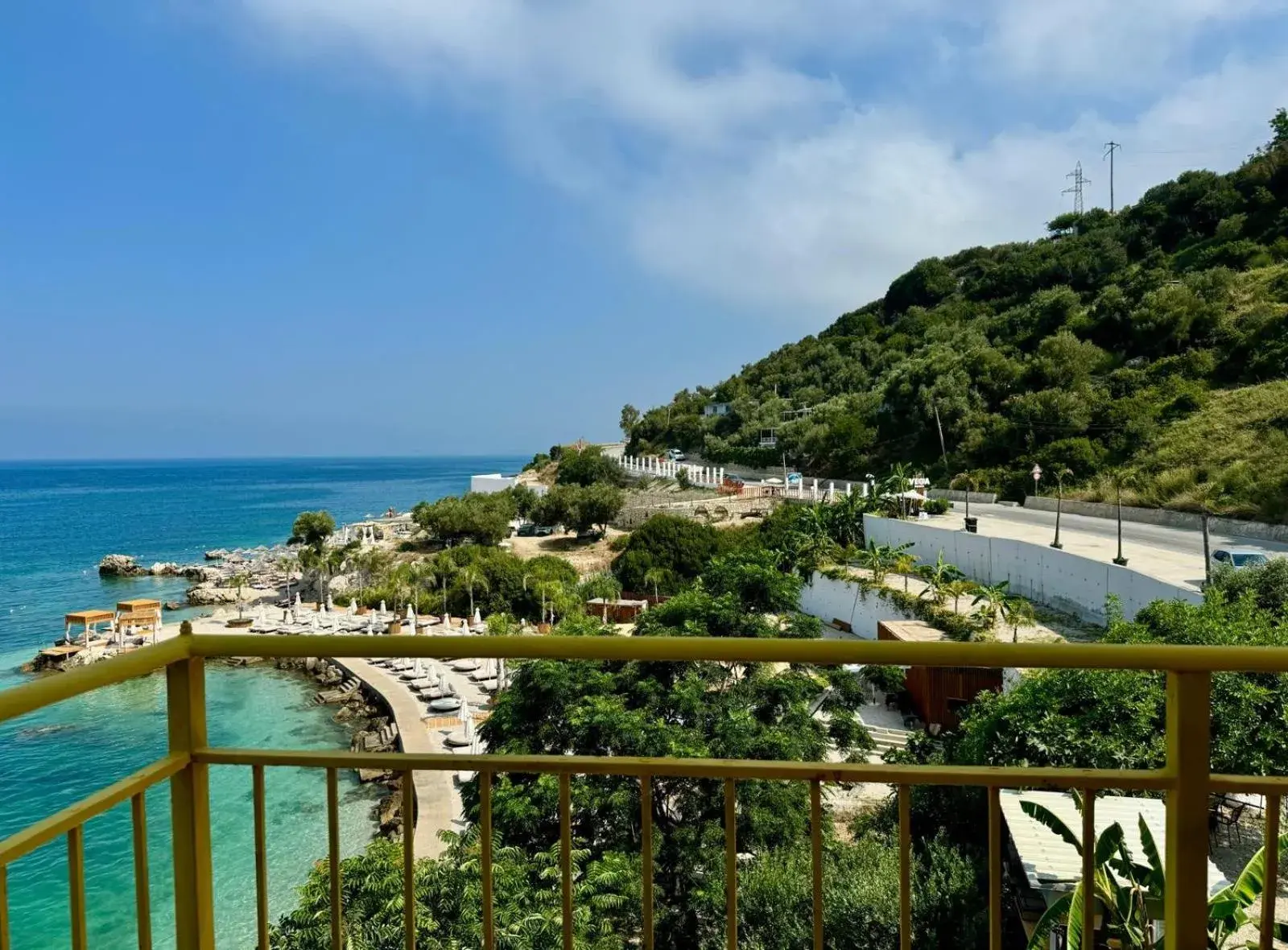 Apartment with Balcony in Vila Rahmi & Veli Dervishaj Apartment with Balcony in Vila Rahmi & Veli Dervishaj