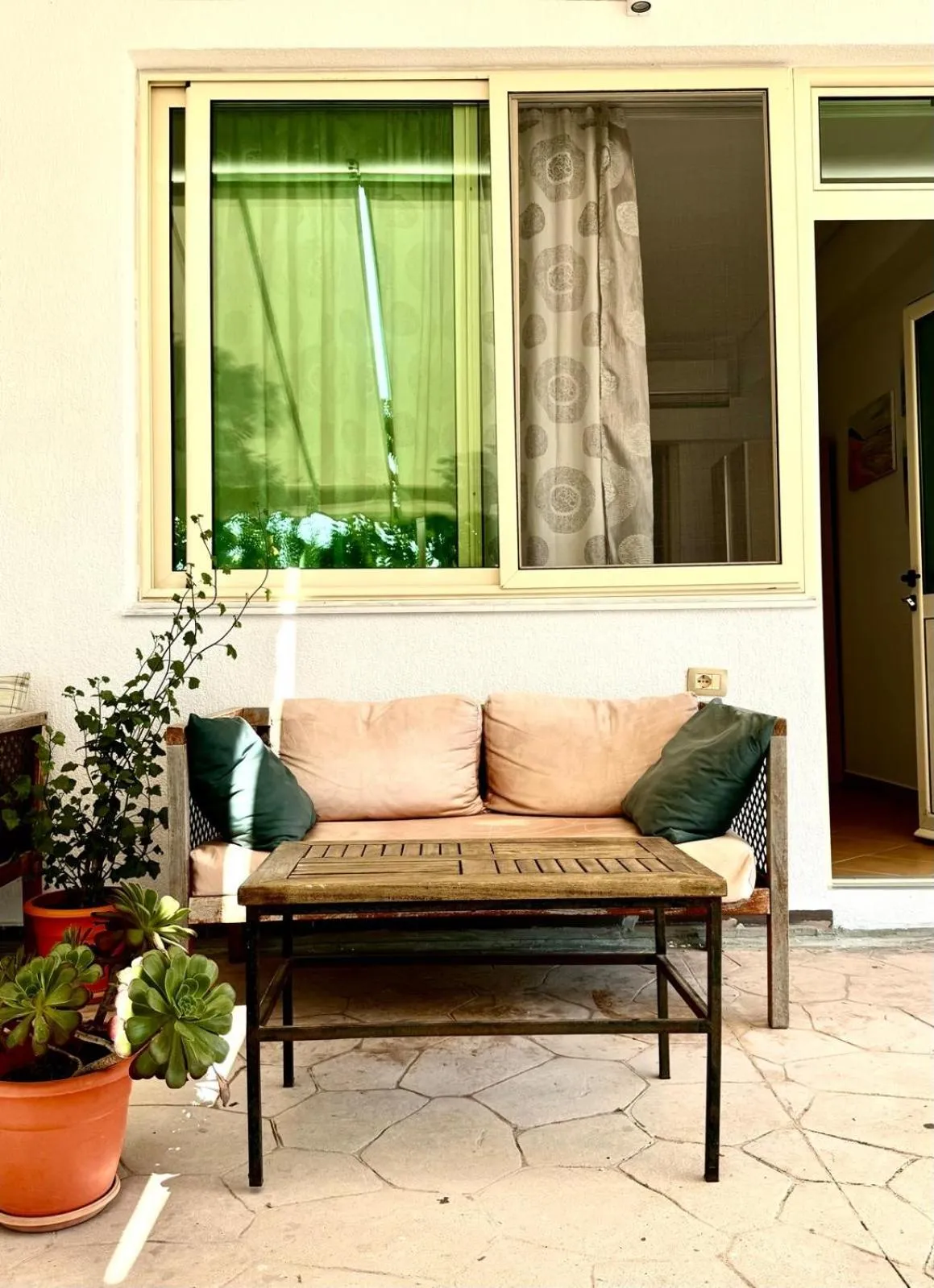 Vila Rahmi & Veli Dervishaj