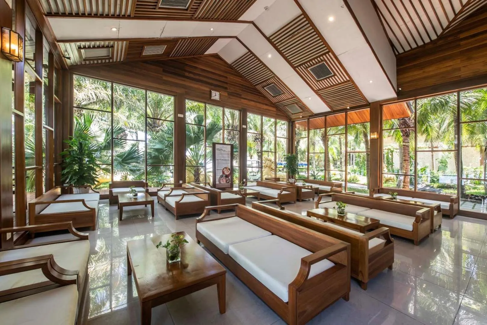 Lobby or reception in Hon Tam Resort