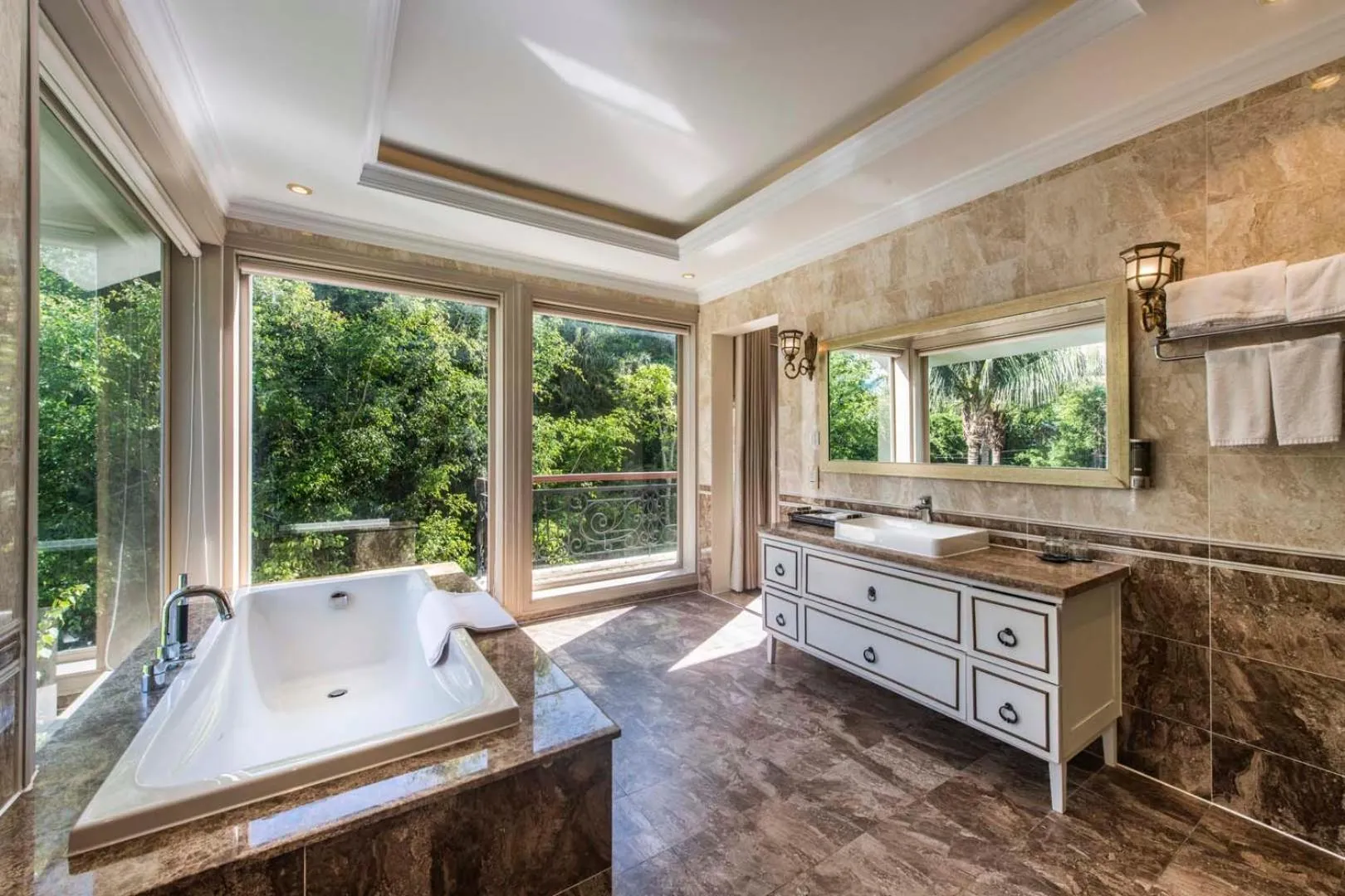 Bathroom in Hon Tam Resort