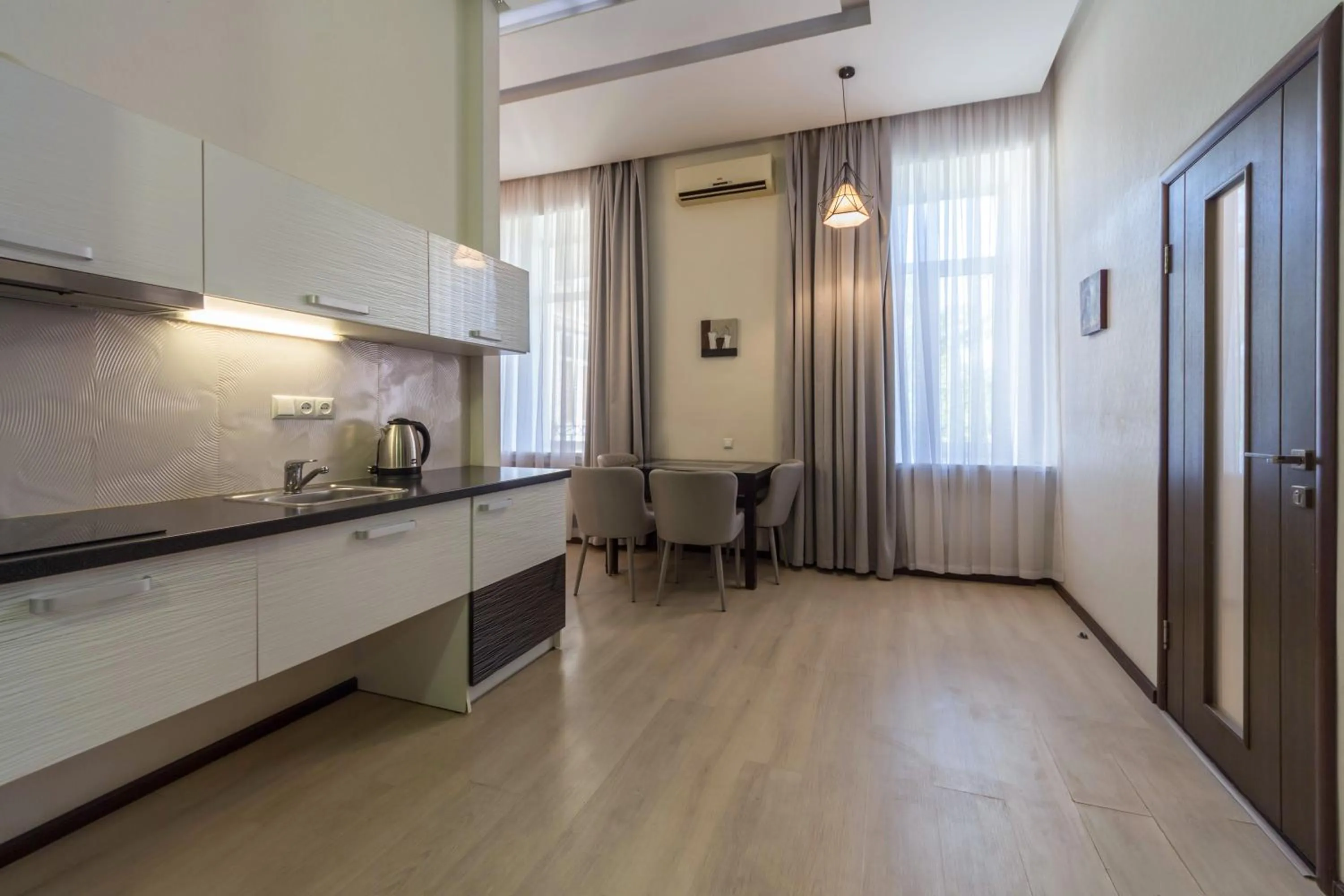 Central Dayflat Apartments