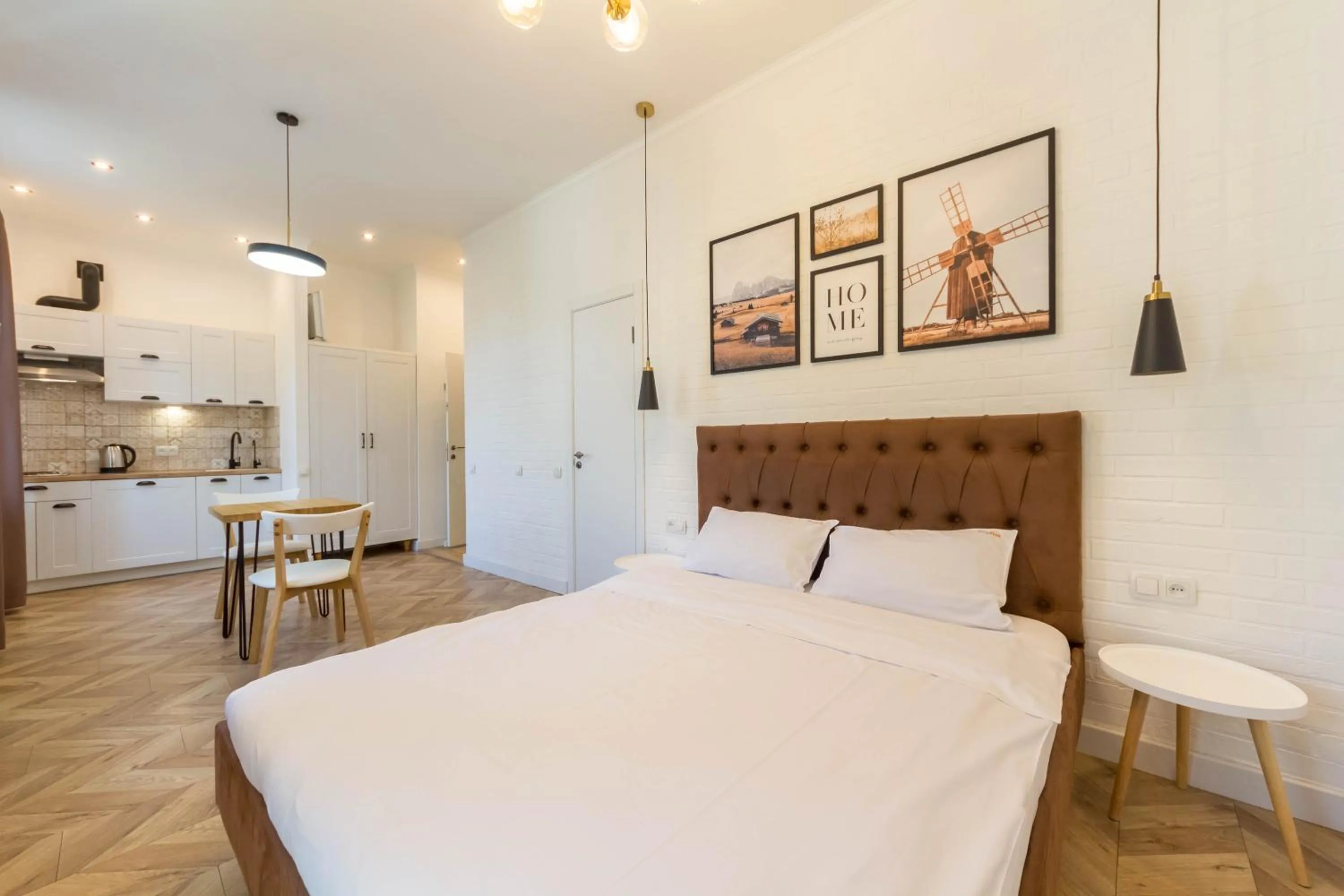 Photo of the whole room, Bed in Central Dayflat Apartments