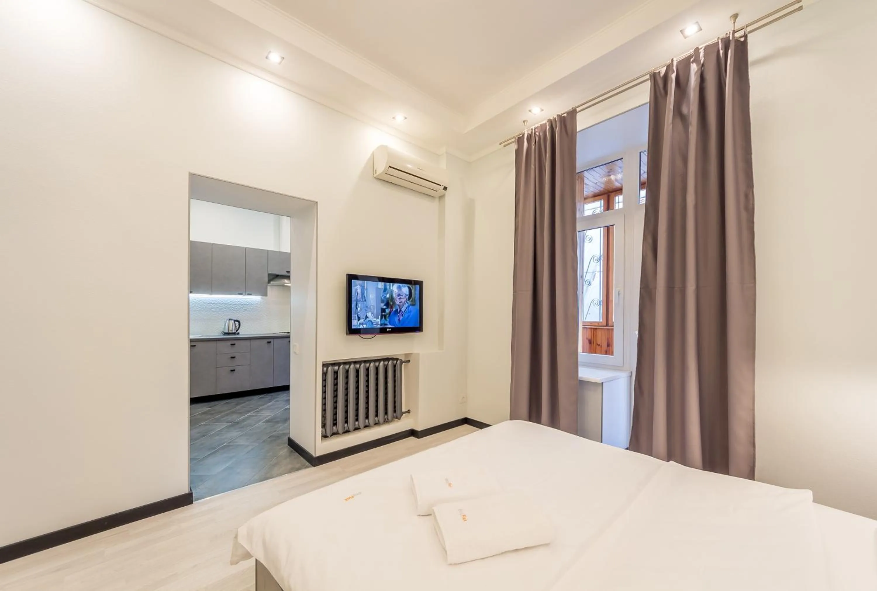 TV and multimedia, Bed in Central Dayflat Apartments