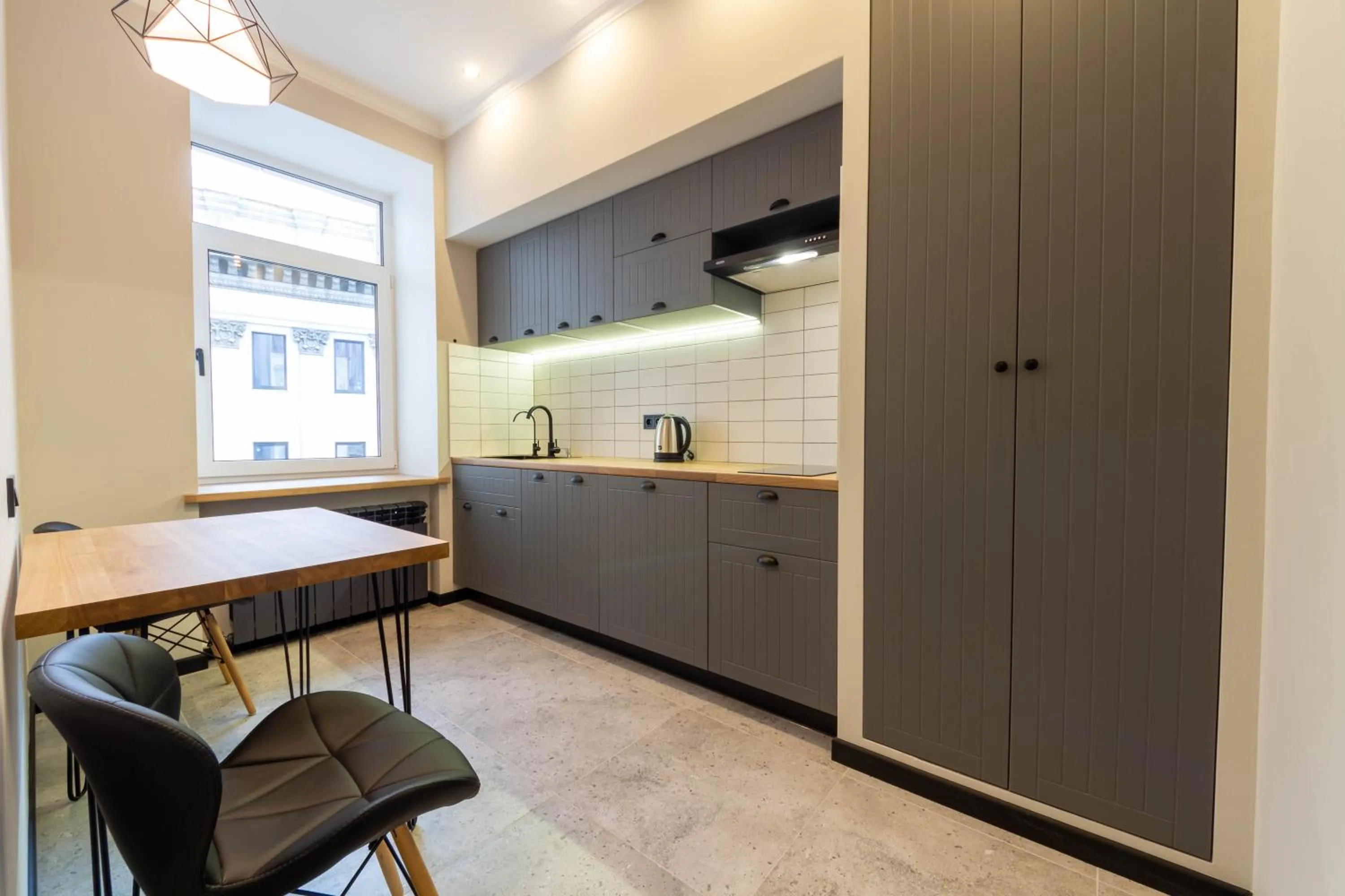 Kitchen or kitchenette in Central Dayflat Apartments