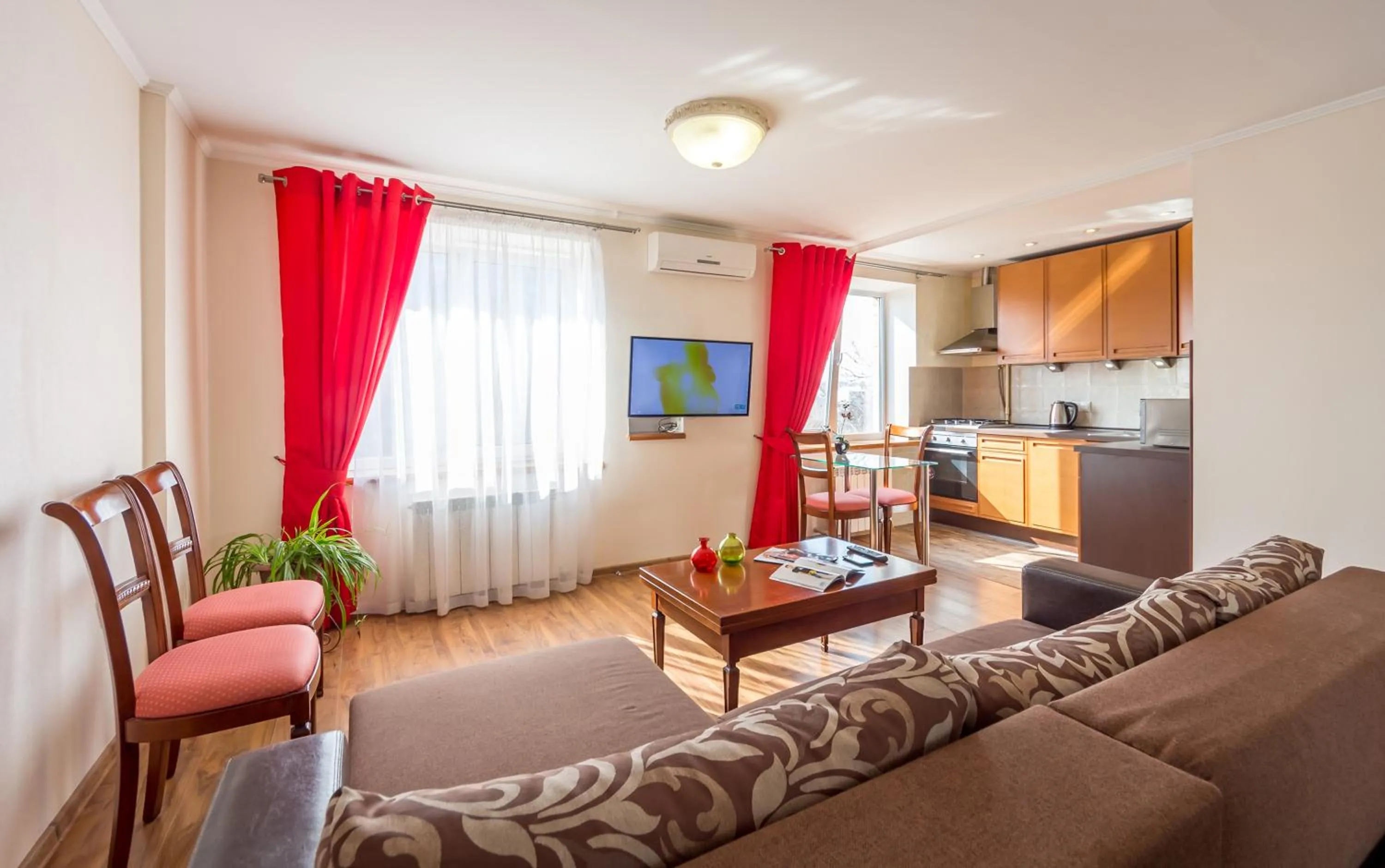 TV and multimedia in Central Dayflat Apartments