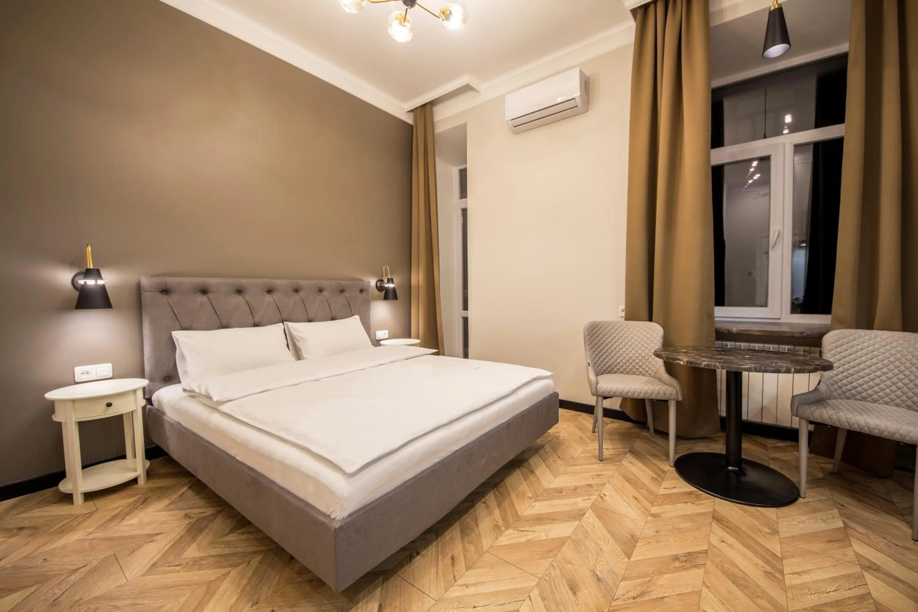Bed in Central Dayflat Apartments