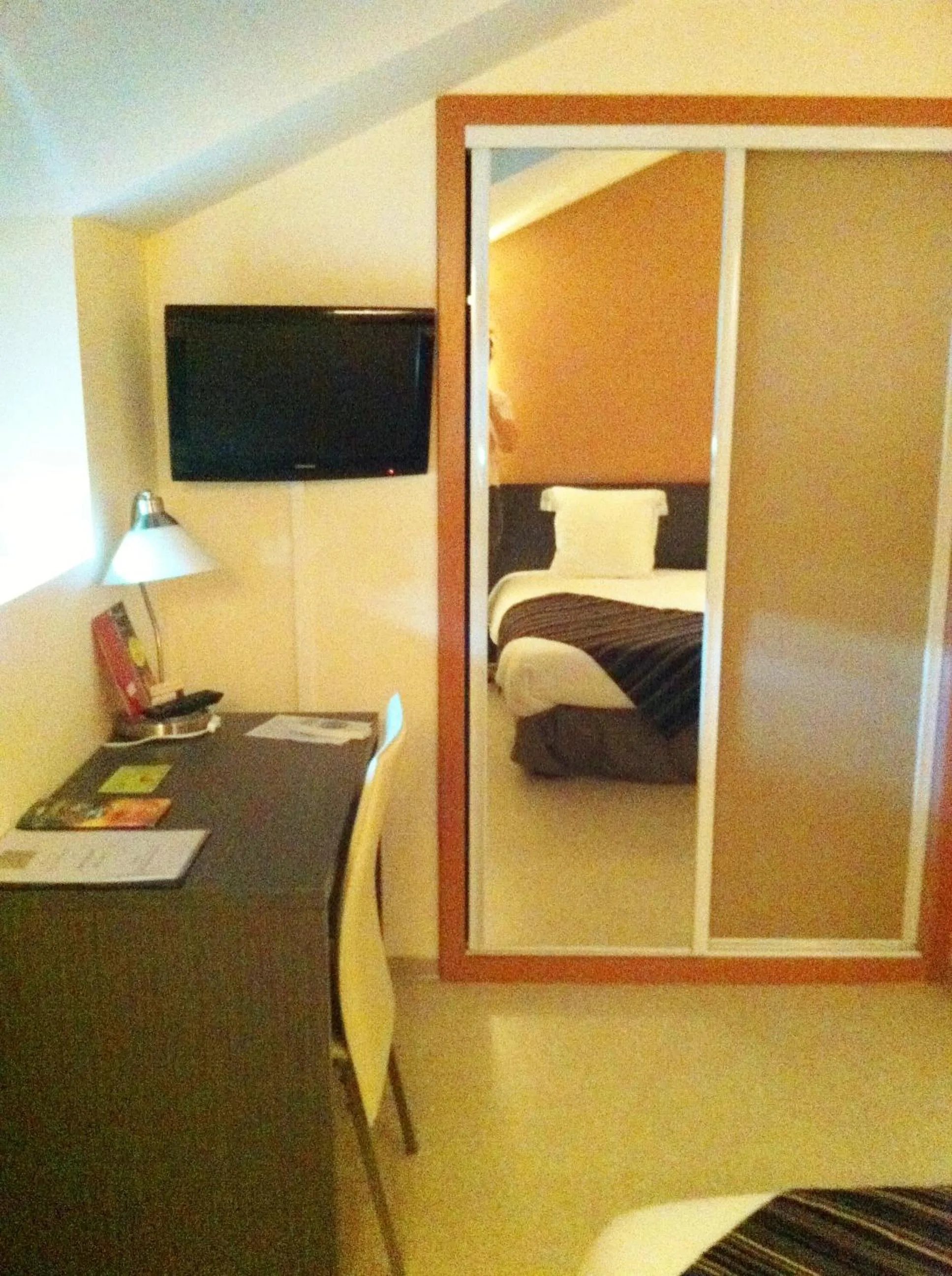 Photo of the whole room, Bed in Fasthôtel Le Râle Des Genêts - Un hôtel FH Collection