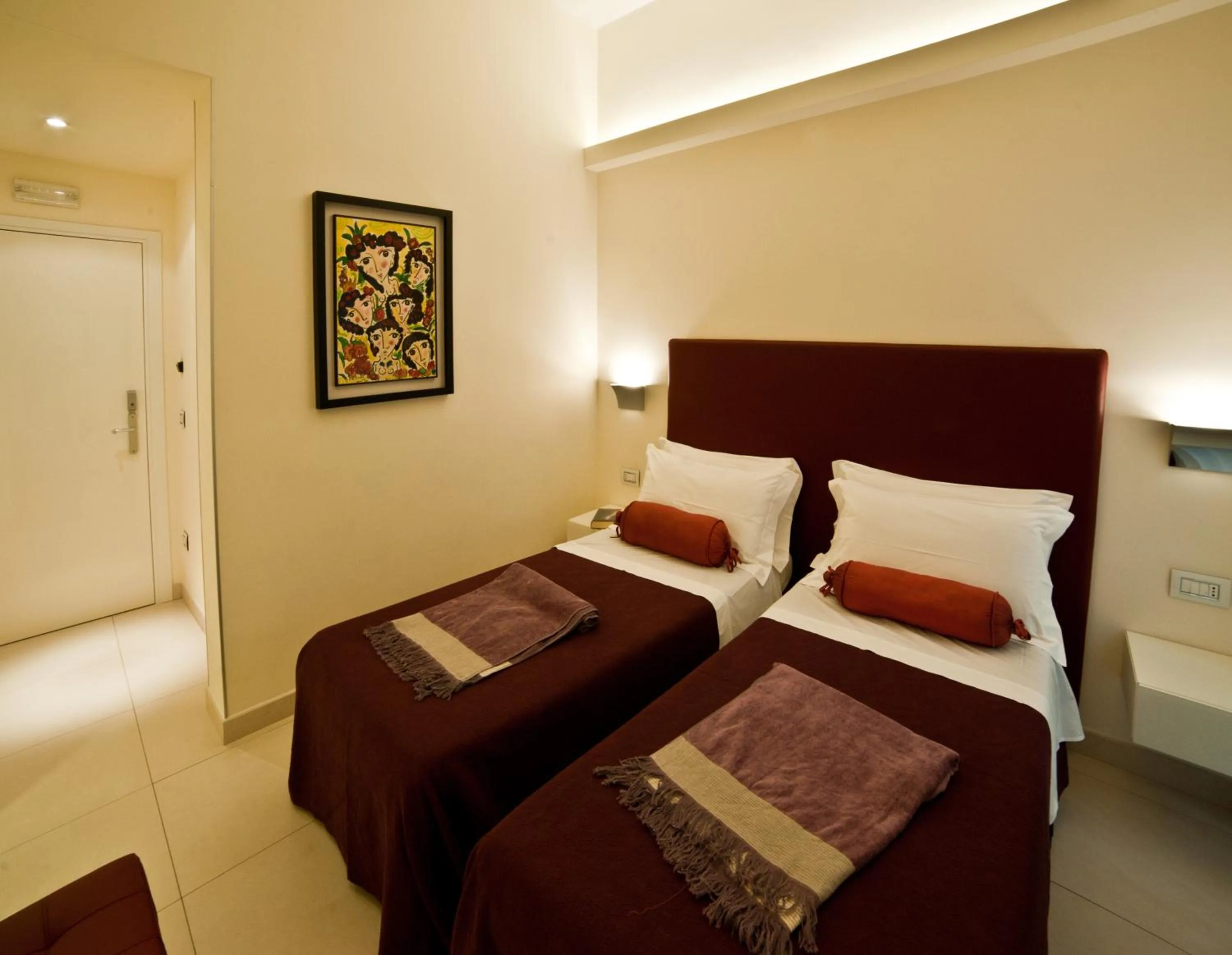 Photo of the whole room, Bed in Town House Cavour