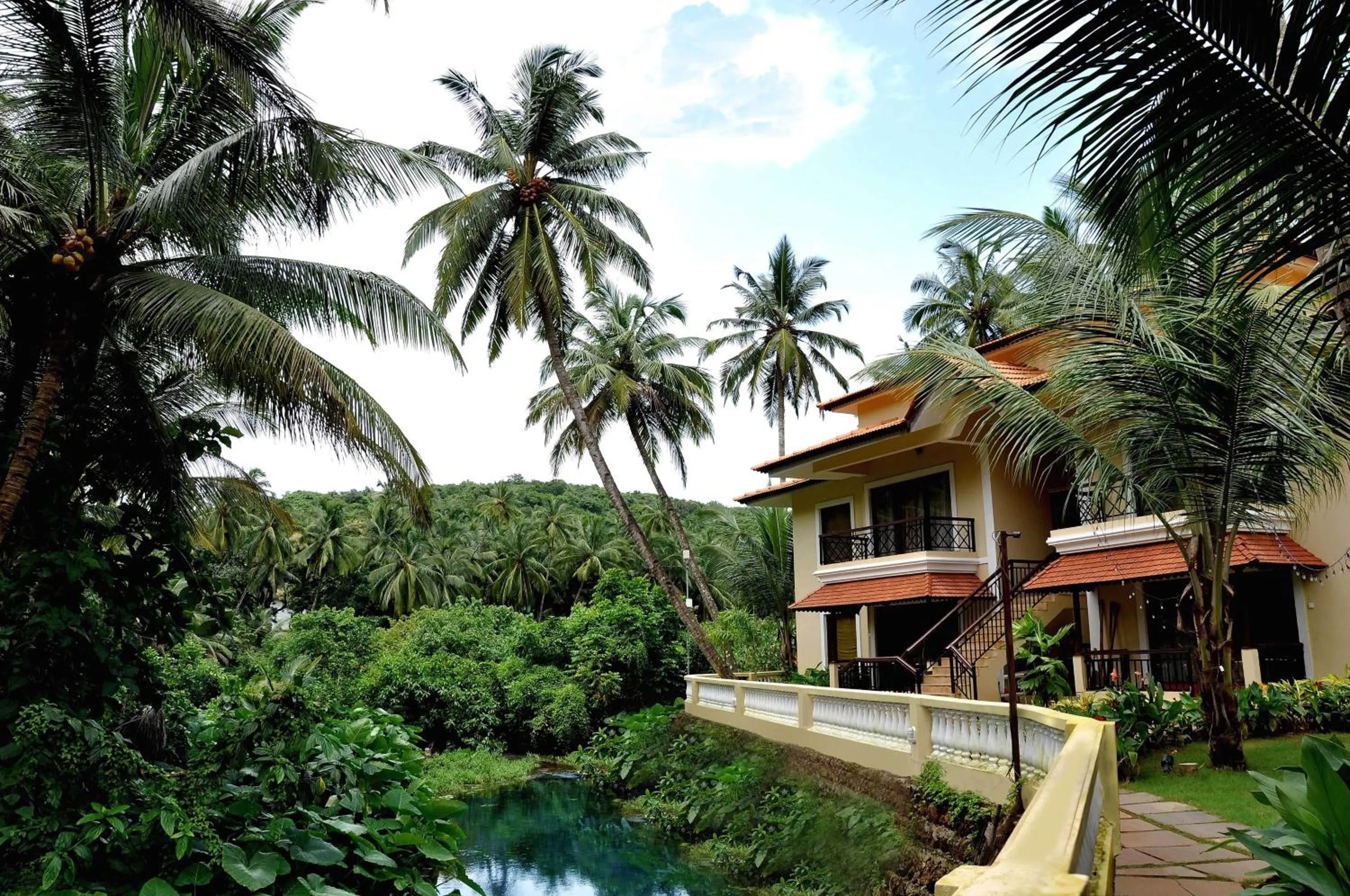 Facade/entrance in Devasthali - The Valley of Gods