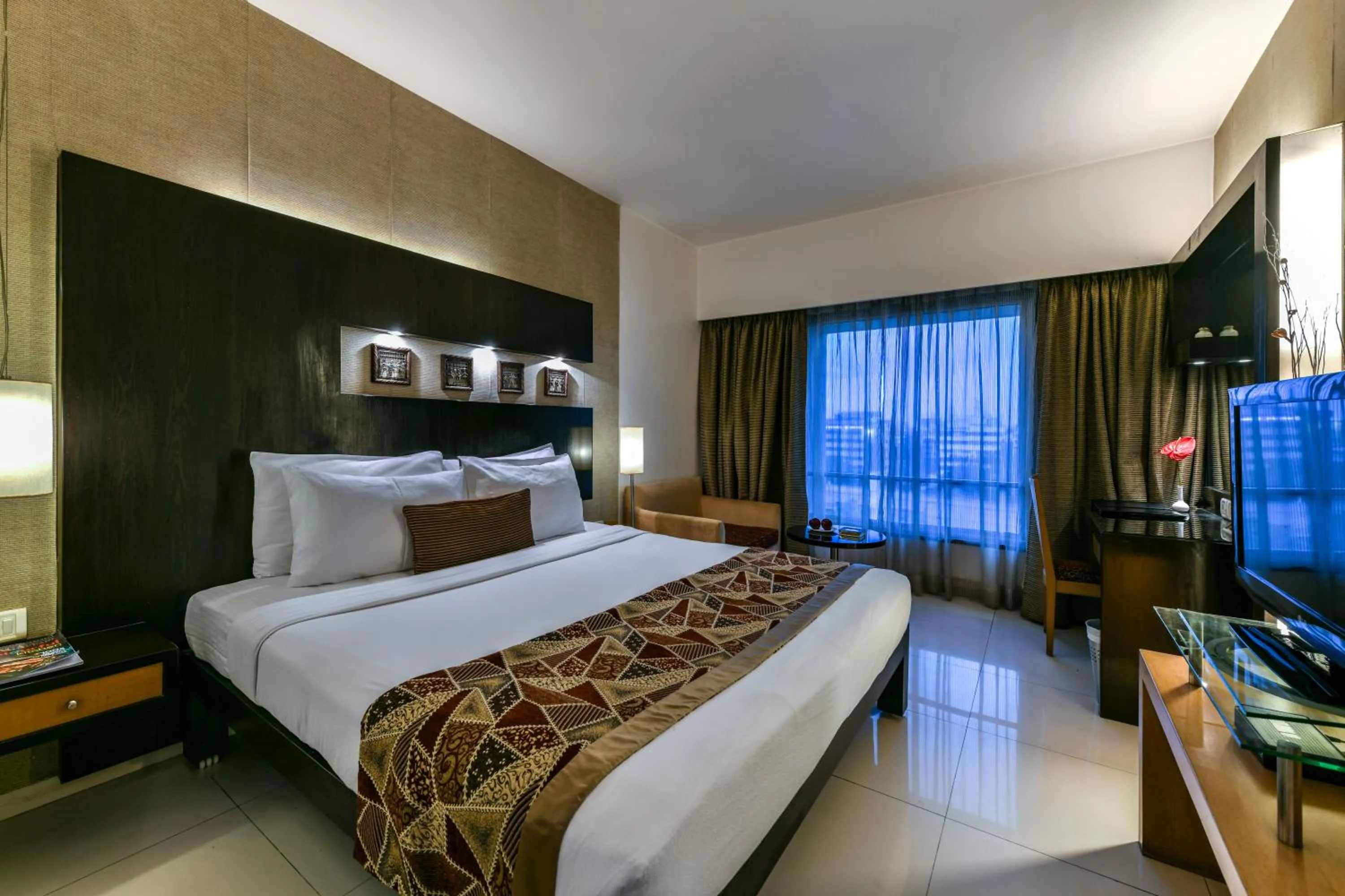 Photo of the whole room, Bed in The Regenza By Tunga