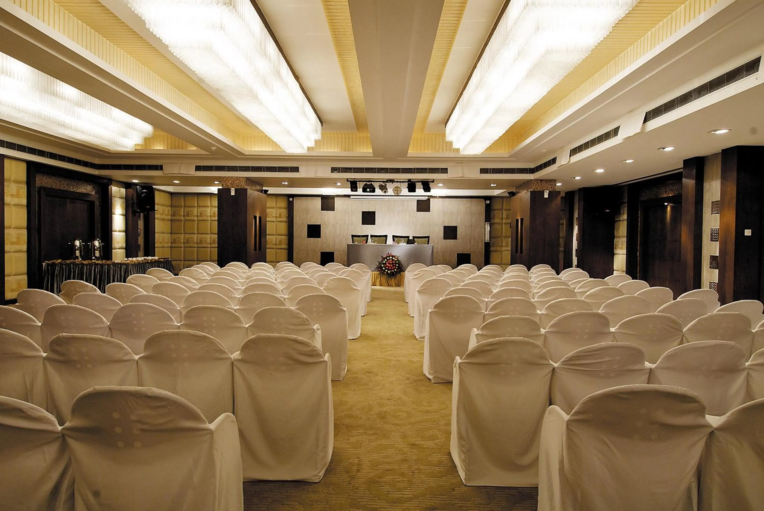 Banquet/Function facilities in The Regenza By Tunga